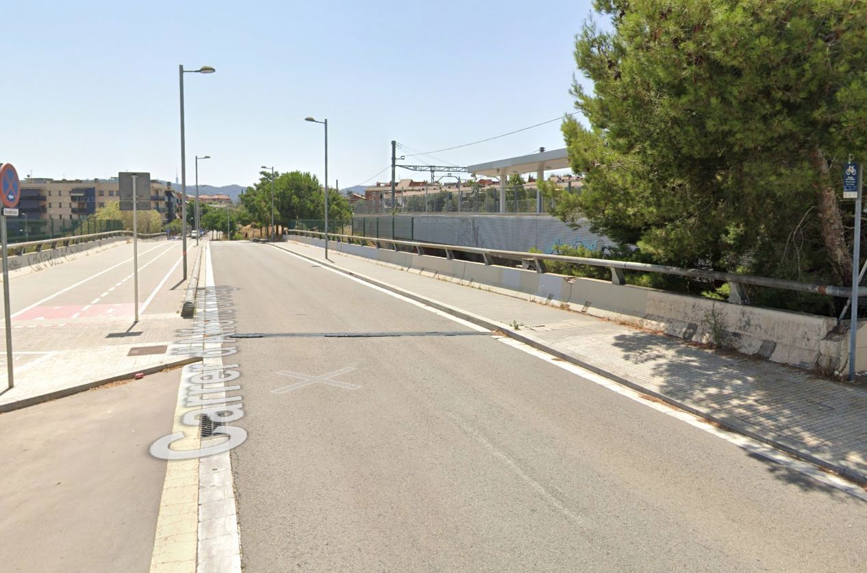 El carrer d'Alfons d'Aragó, a tocar de l'estació de Volpelleres FOTO: Maps