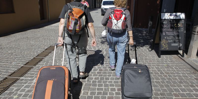 Cada vegada menys santcugatencs poden marxar fora de vacances FOTO: Arxiu TOT 