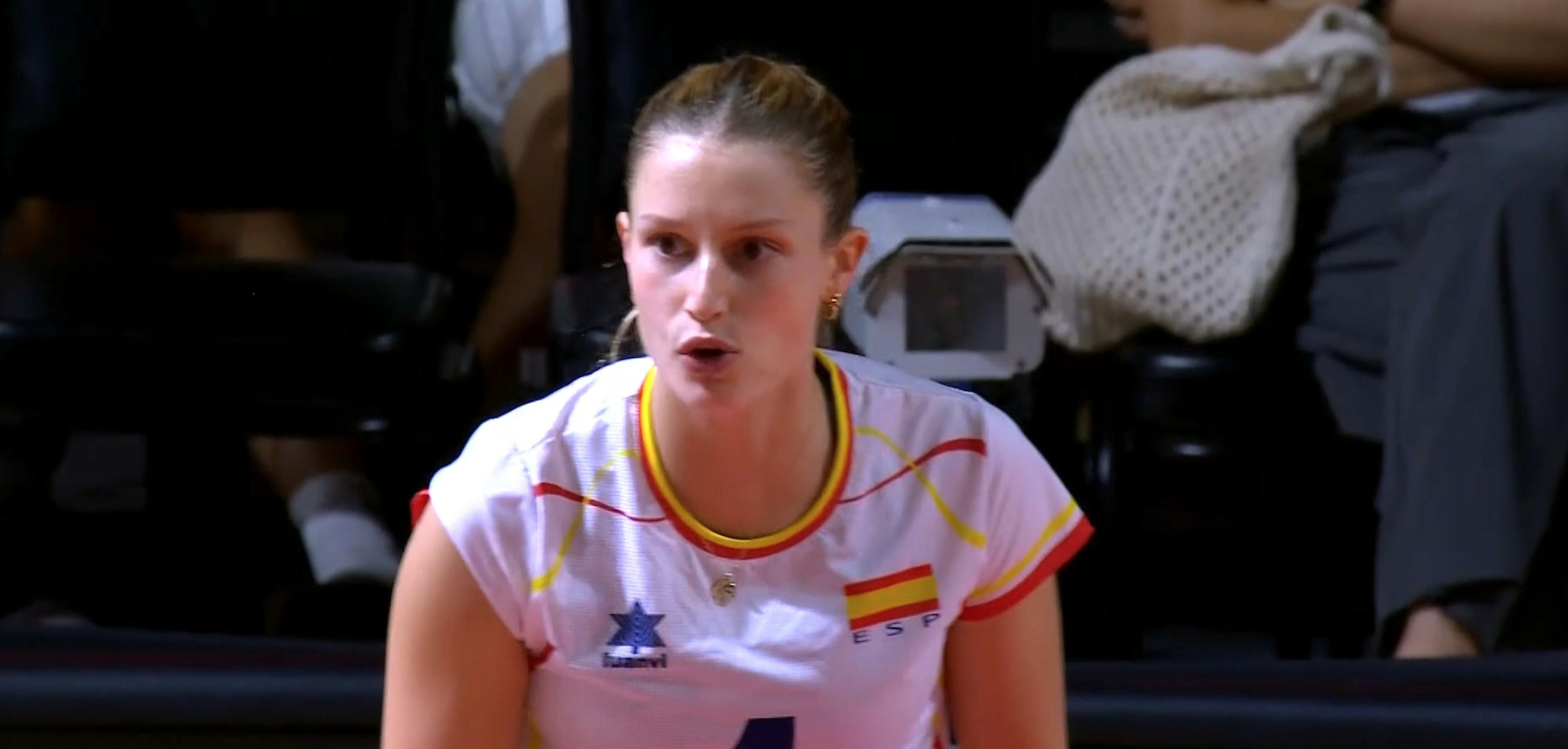 La santcugatenca Ariadna Priante en la victòria de la selecció espanyola vers Bulgària en el Mundial de Voleibol. FOTO: Cedida