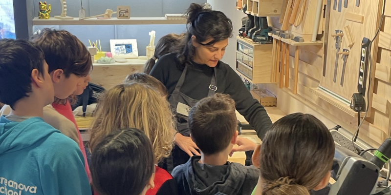 wood plane extraescolar santcugat