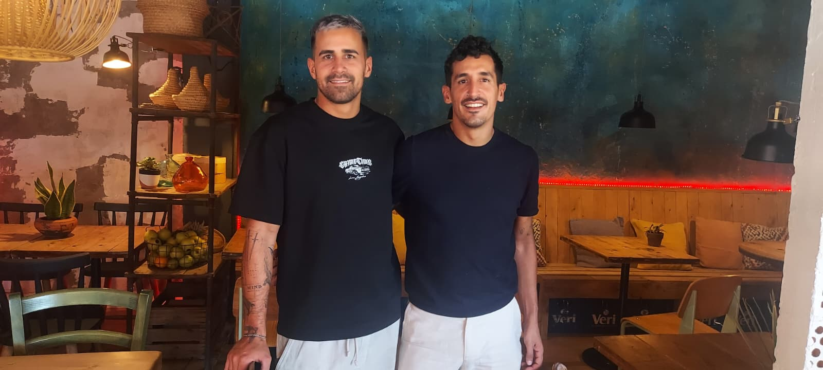 A la dreta Raúl Sánchez amb el seu germà. FOTO: TOT