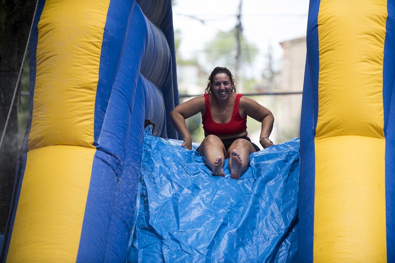 Matí de jocs aquàtics en la Festa Major de les Planes. FOTO: Bernat Millet.