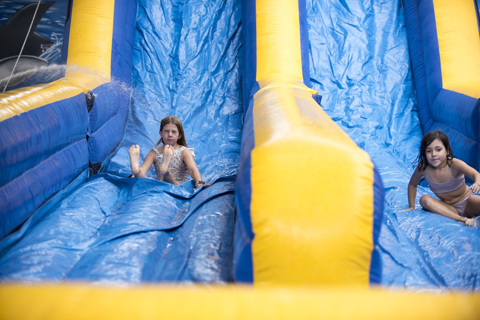 Matí de jocs aquàtics en la Festa Major de les Planes. FOTO: Bernat Millet.