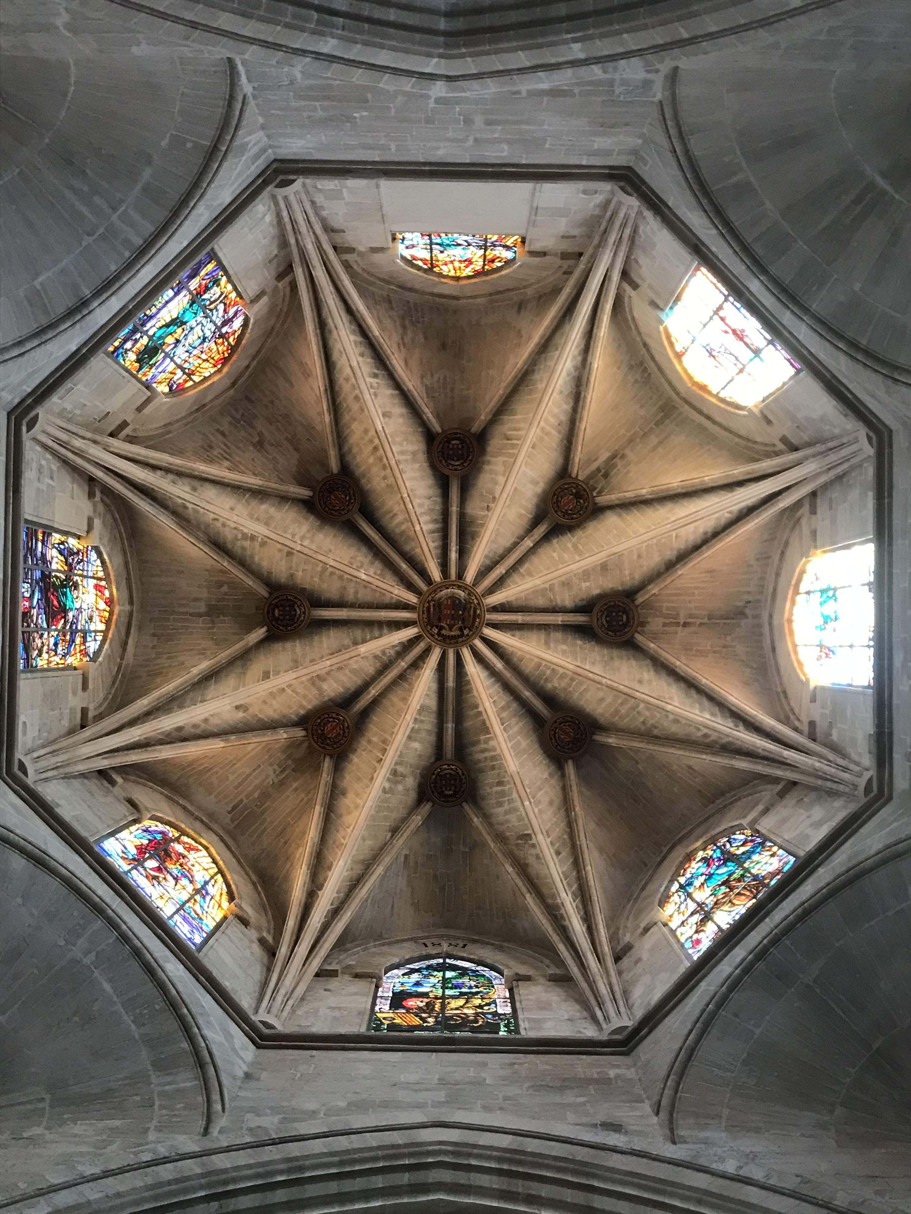 Simetria - Església de Santa Maria de Sineu FOTO: Fus Micheo