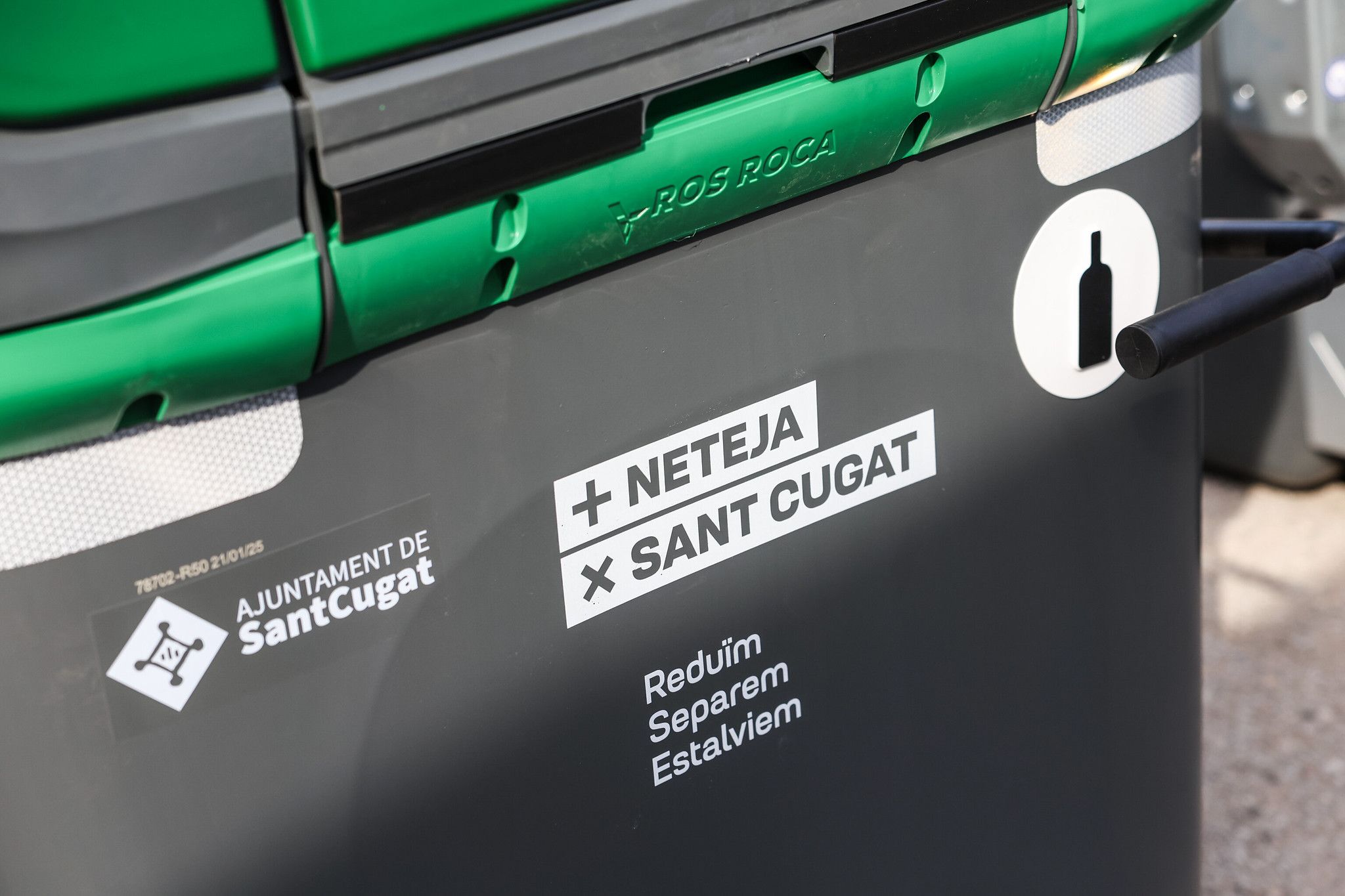 Els nous contenidors que aterren a Sant Cugat. FOTO: Ajuntament