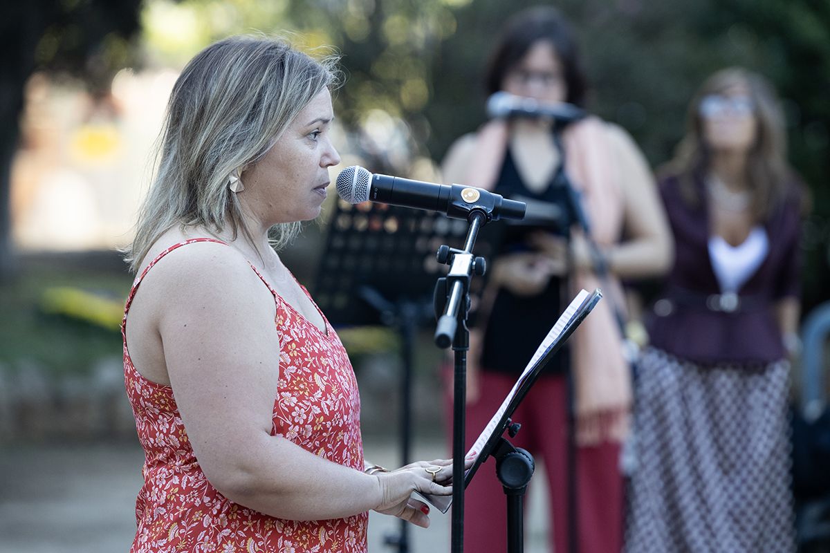 Ofrena floral a Rafael Casanova a Sant Cugat. FOTO:  Victòria Rovira Casanovas (TOT Sant Cugat) 