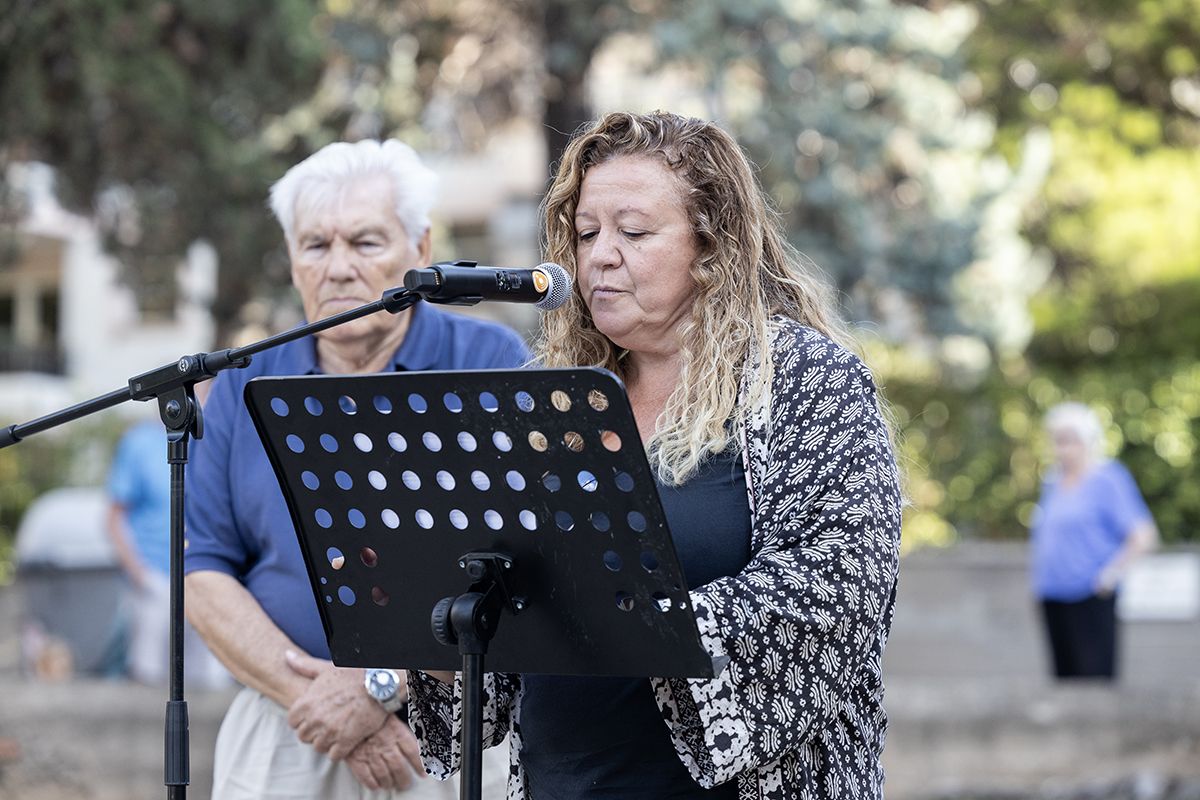 Ofrena floral a Rafael Casanova a Sant Cugat. FOTO:  Victòria Rovira Casanovas (TOT Sant Cugat) 