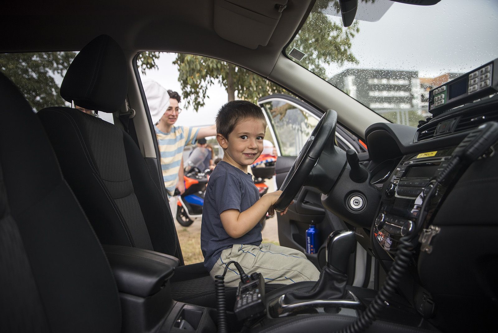 Circuit d'activitats amb ADF, Policia Local, Mossos d'Esquadra i Protecció Civil. FOTO: Bernat Millet.