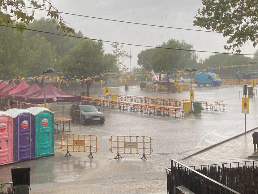 Festa Major de Valldoreix, afectada per la pluja intensa. FOTO: Cedida