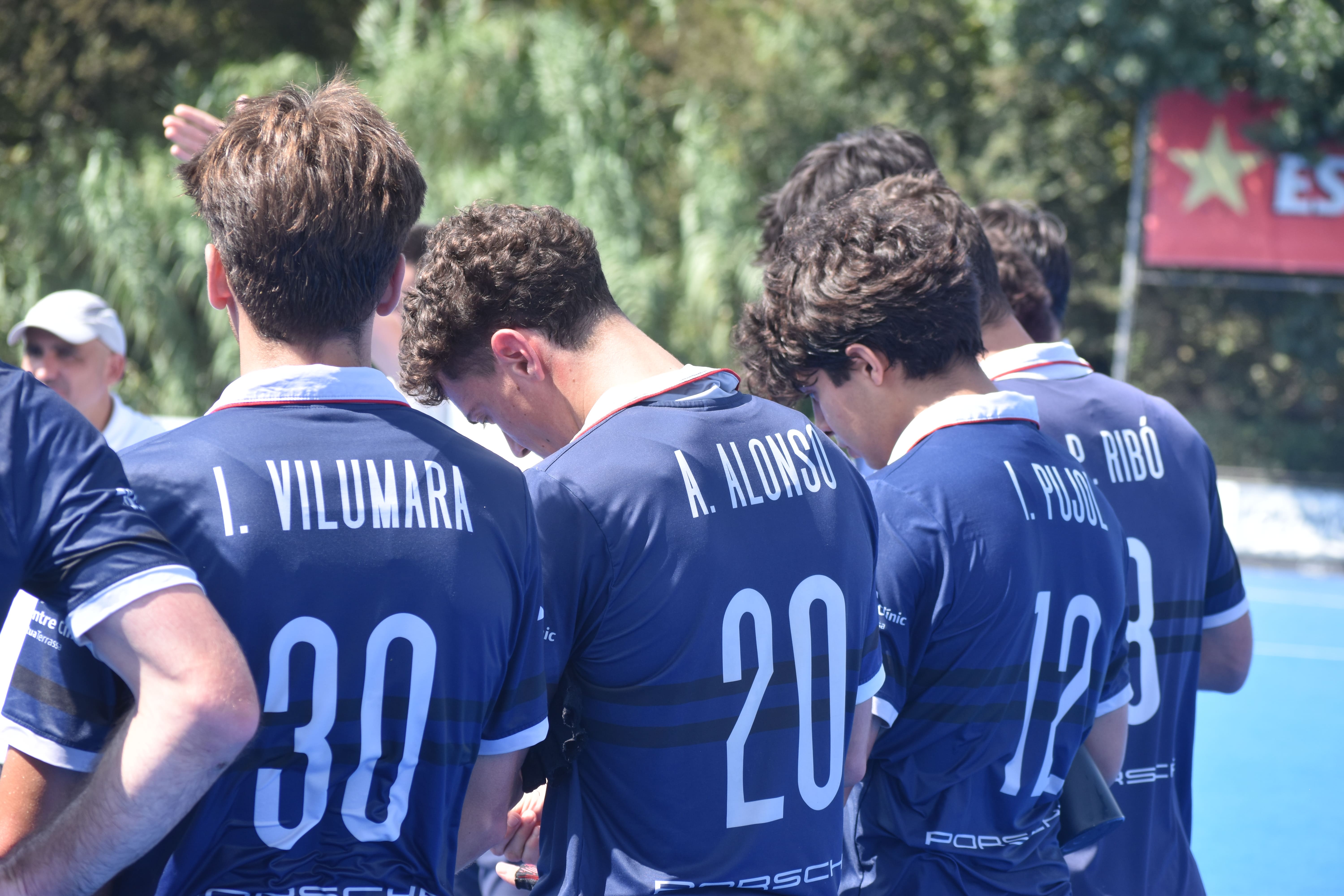 El Junior FC masculí d'hoquei herba en un partit d'aquesta temporada. FOTO: Lluna Fabregat