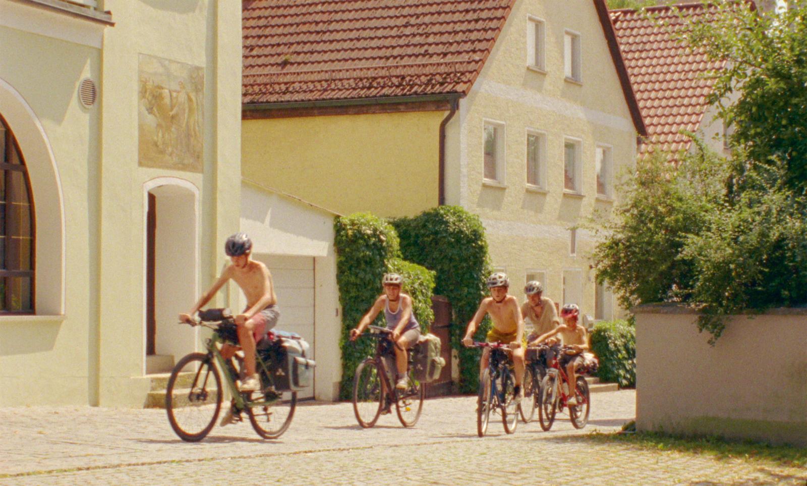 WhatsApp Image 2025 09 15 at 12.13.15