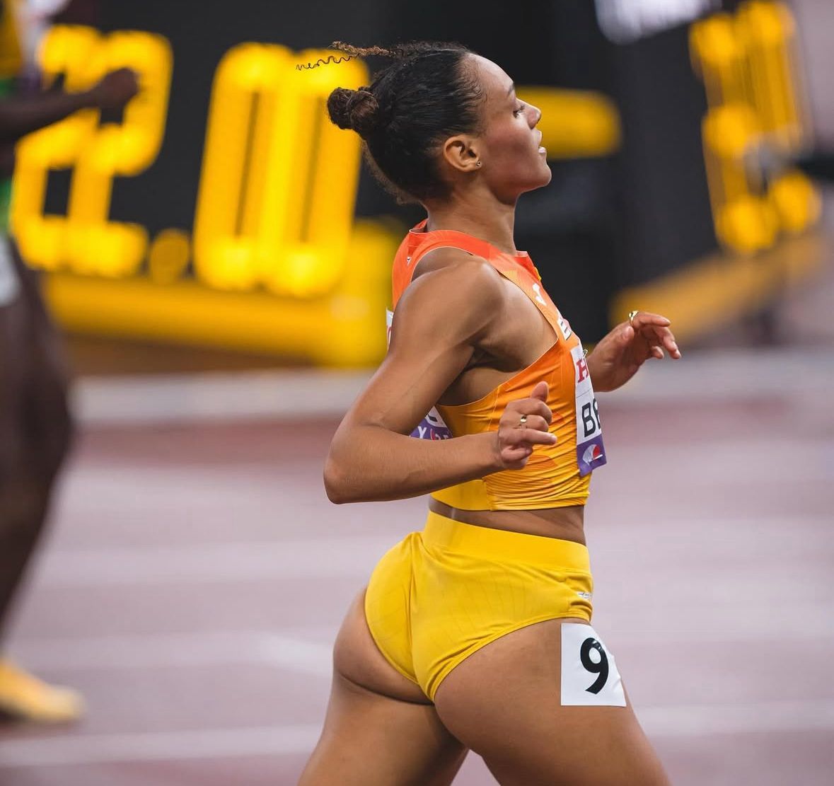 Jaël Bestué cau a la final del mundial de Tòquio. FOTO: @jaelsbestue