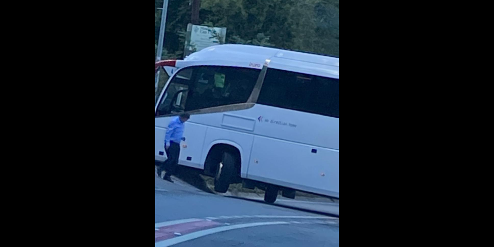 Autobús a la carretera de l'Arrabassada. FOTO: Cedida