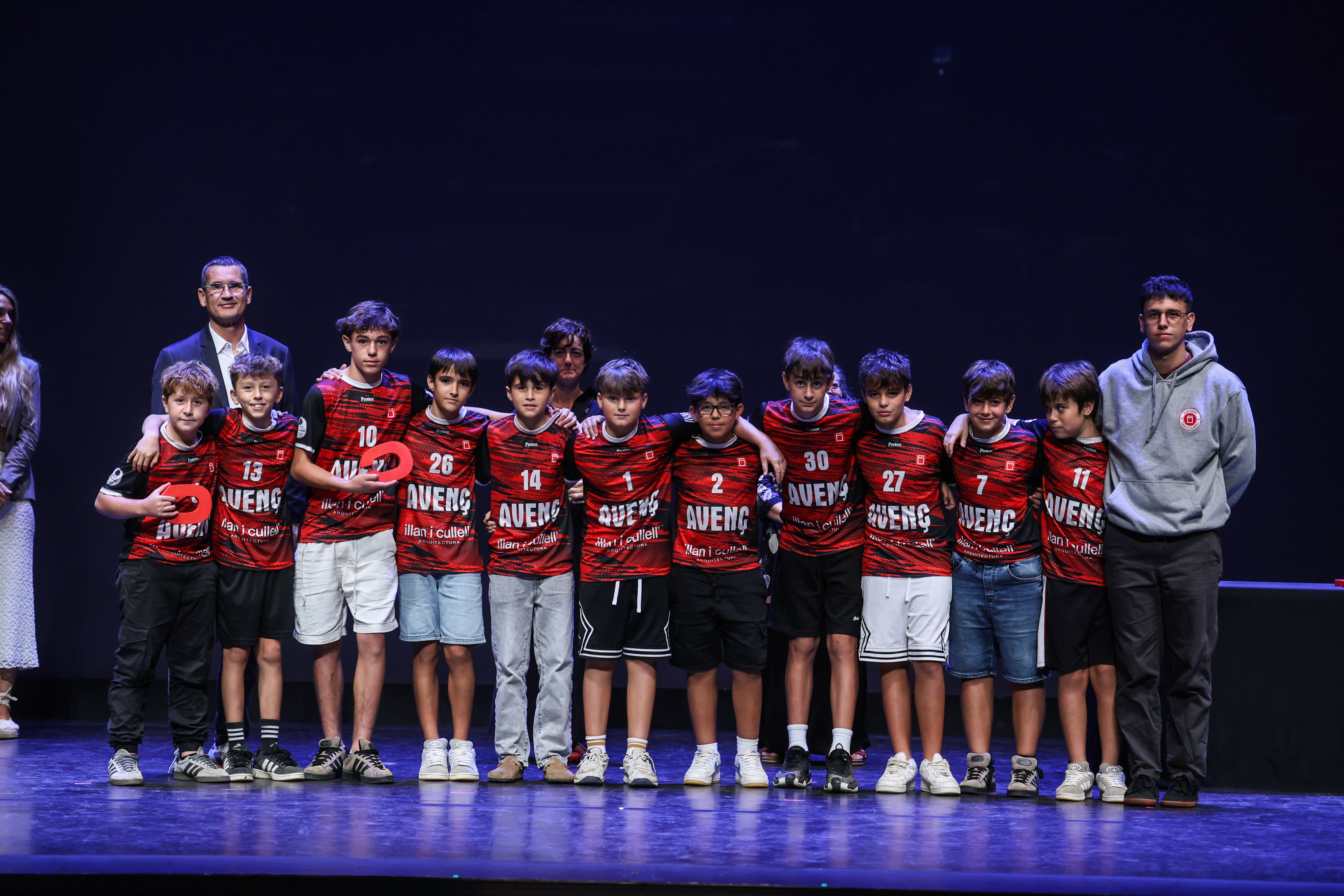 L'equip d'handbol aleví de l'Escola Avenç, Premi a l'esport escolar de la temporada 2023/2024. FOTO: Ajuntament