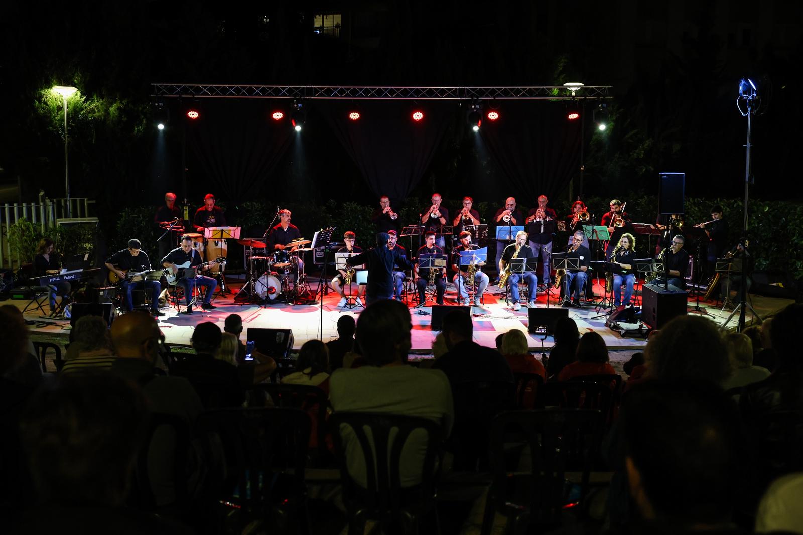 Cercavila i pregó de la Festa Major del barri Monestir-Sant Francesc 2025. FOTO: Ajuntament