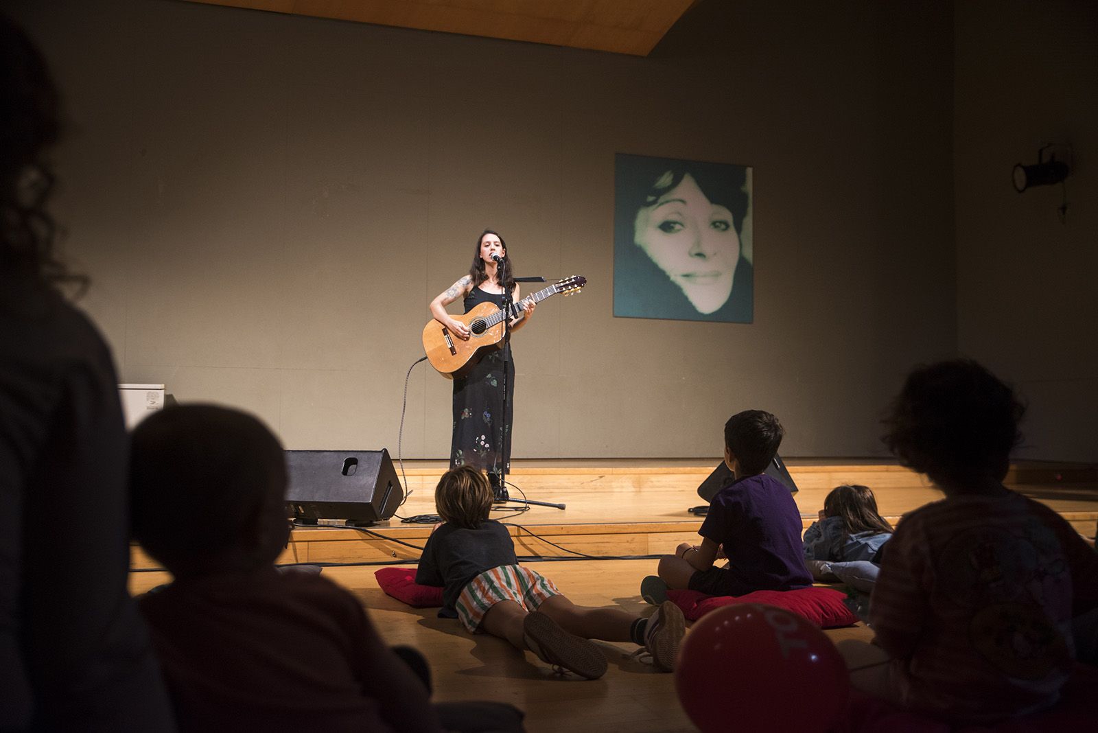 Raquel Lúa al Petits Camaleons 2025. FOTO: Bernat Millet.