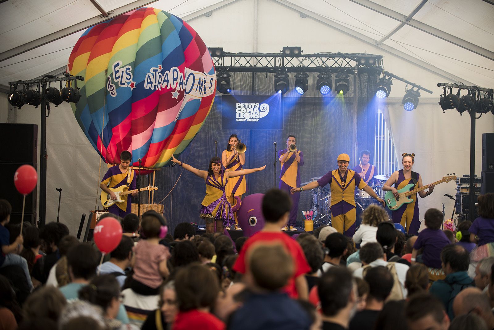 Els Atrapasomnis al Petits Camaleons 2025. FOTO: Bernat Millet.