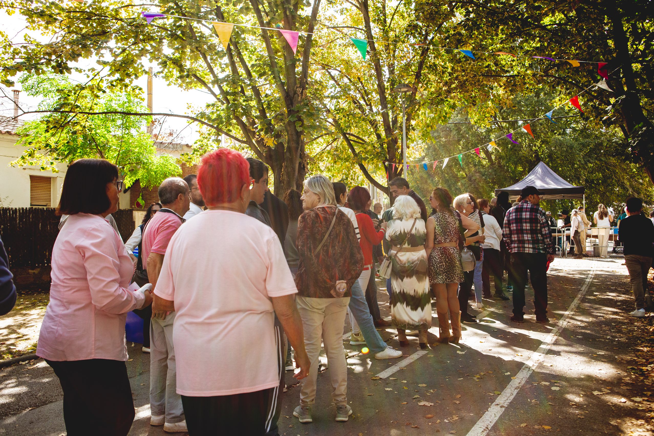 Unes 350 persones han participat en la paella popular FOTO: Joan Arribas (TOT Sant Cugat) 