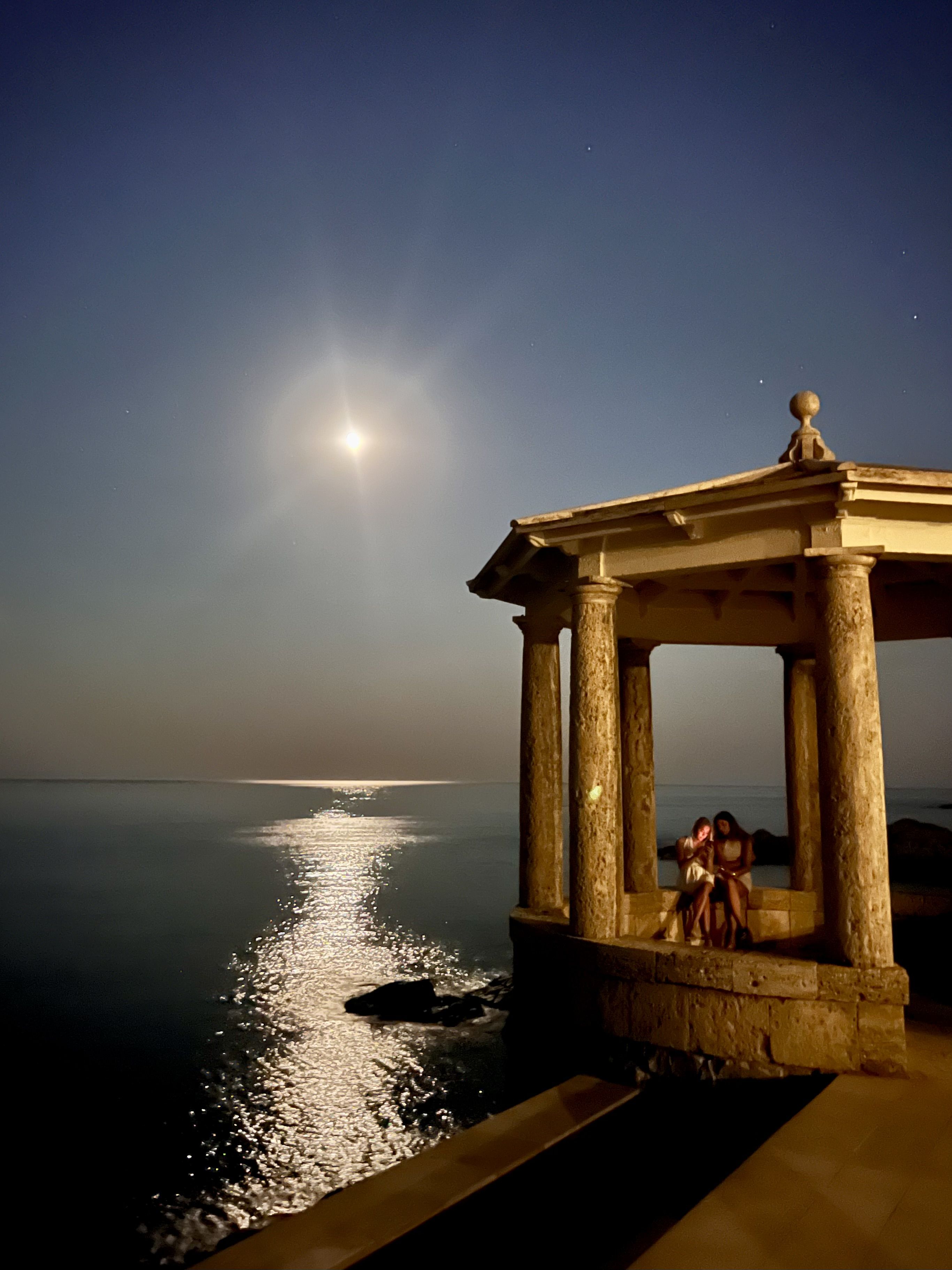 Columnes de mitjanit - S'Agaró FOTO: Laia Vijande Tabarés