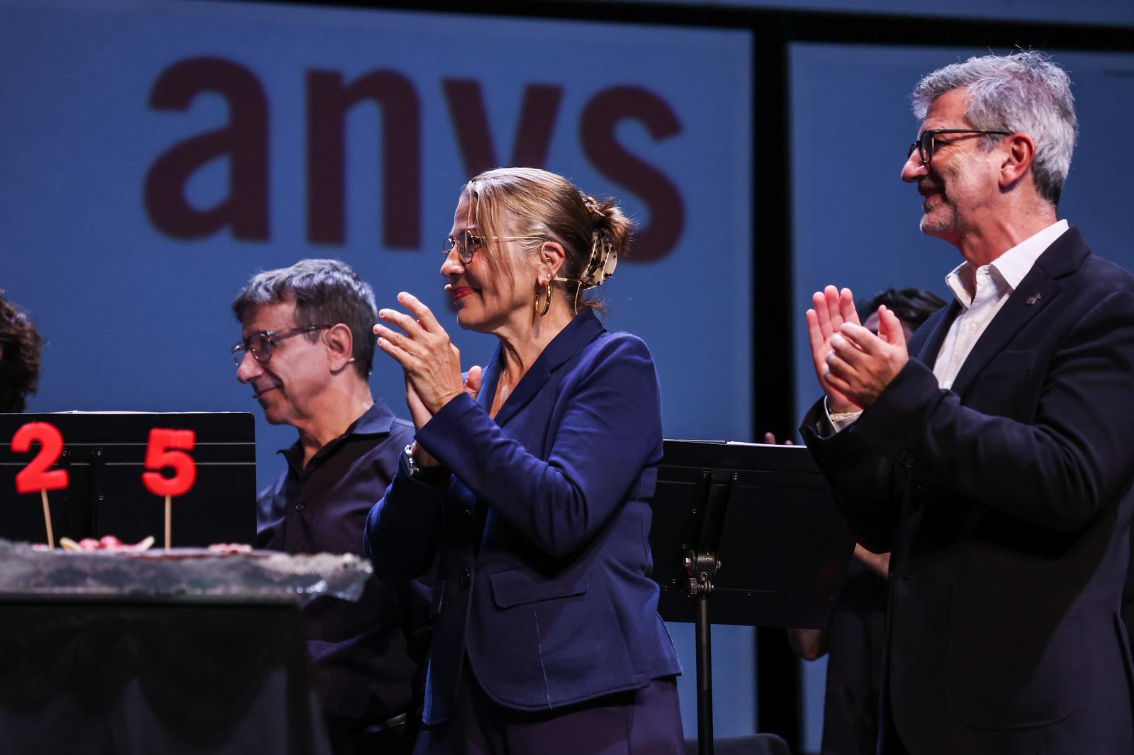 'L’humor i la festa', espectacle inaugural del Festival Nacional de Poesia. FOTO: Ajuntament