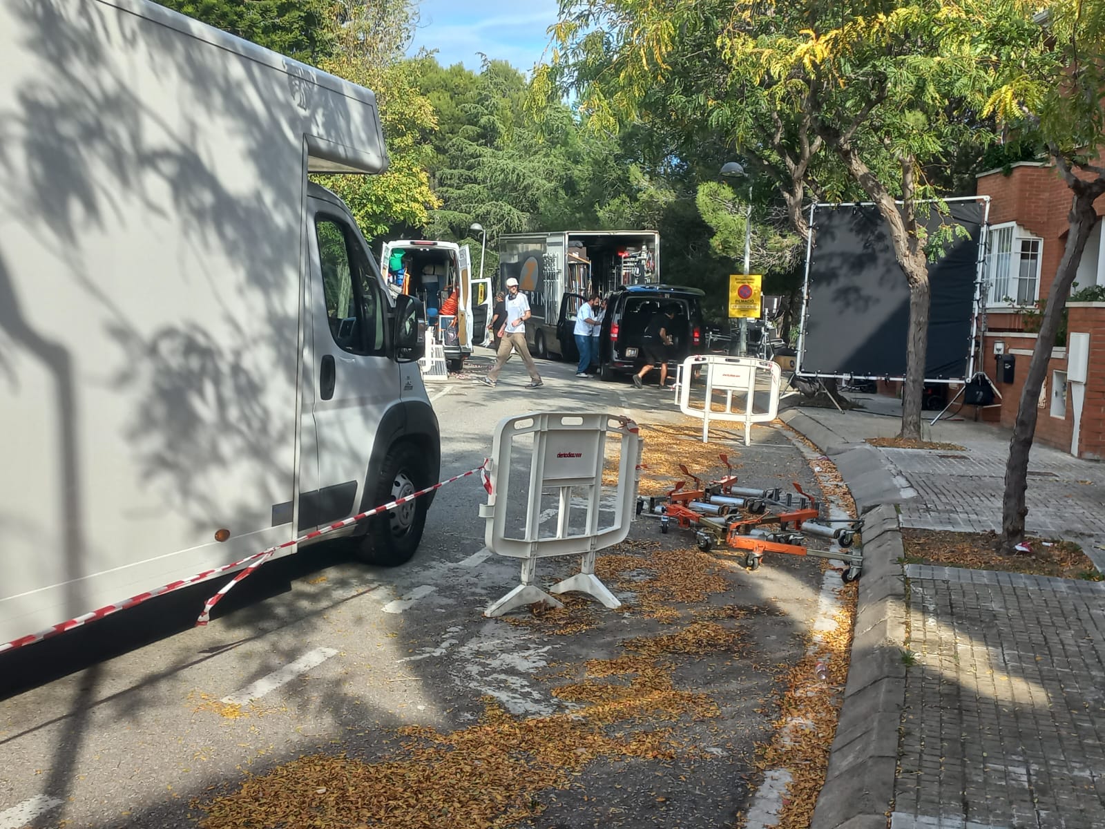 La filmació de l'anunci està tenint lloc a l'interior d'una casa de Sant Cugat. FOTO: TOT Sant Cugat