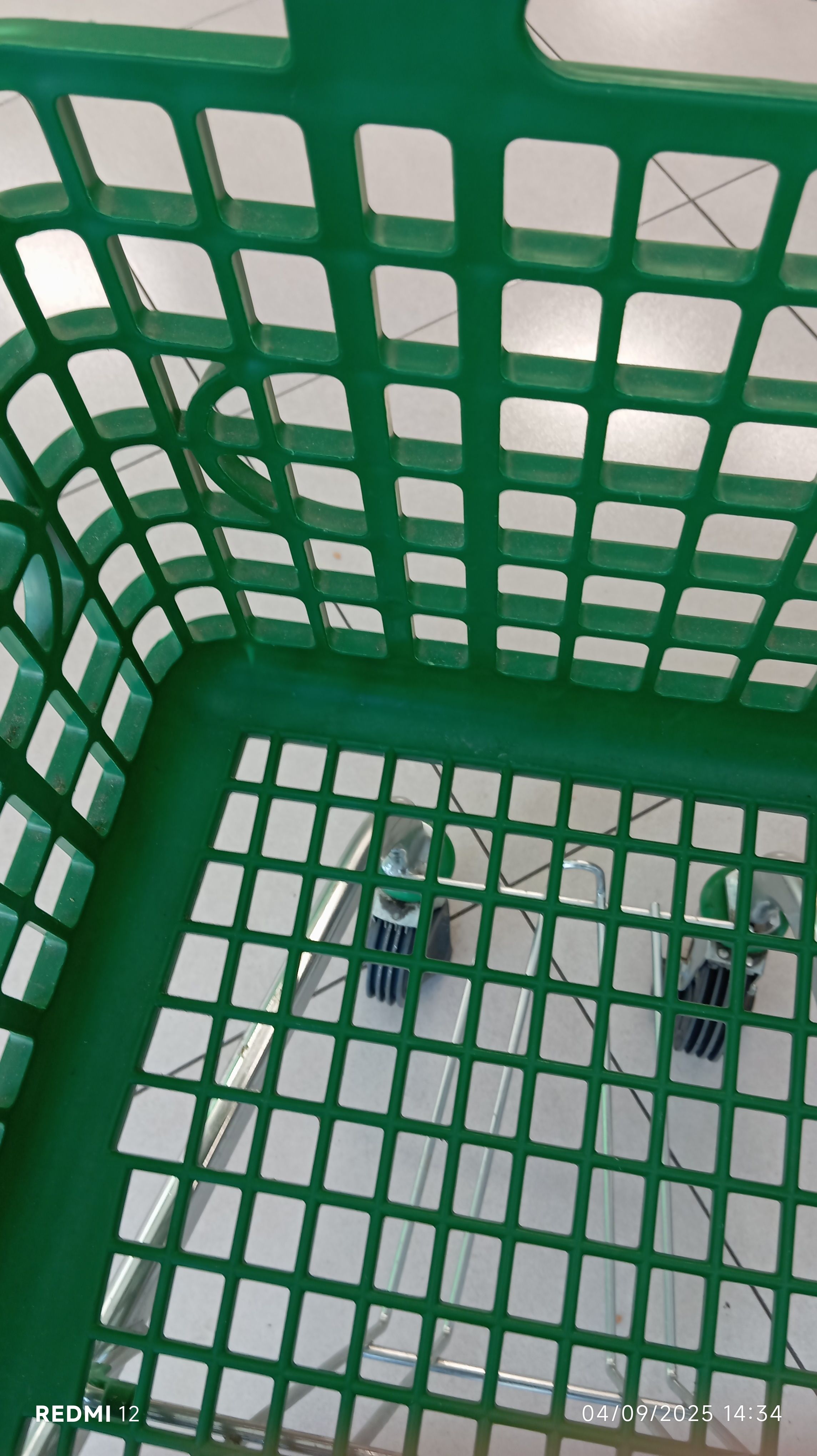 De compras - Sant Cugat FOTO: Carlos Sampietro