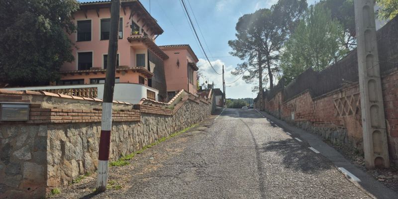Un tram del camí del Mas Roig a Mas Fuster, al barri de Les Bobines. FOTO: TOT Sant Cugat