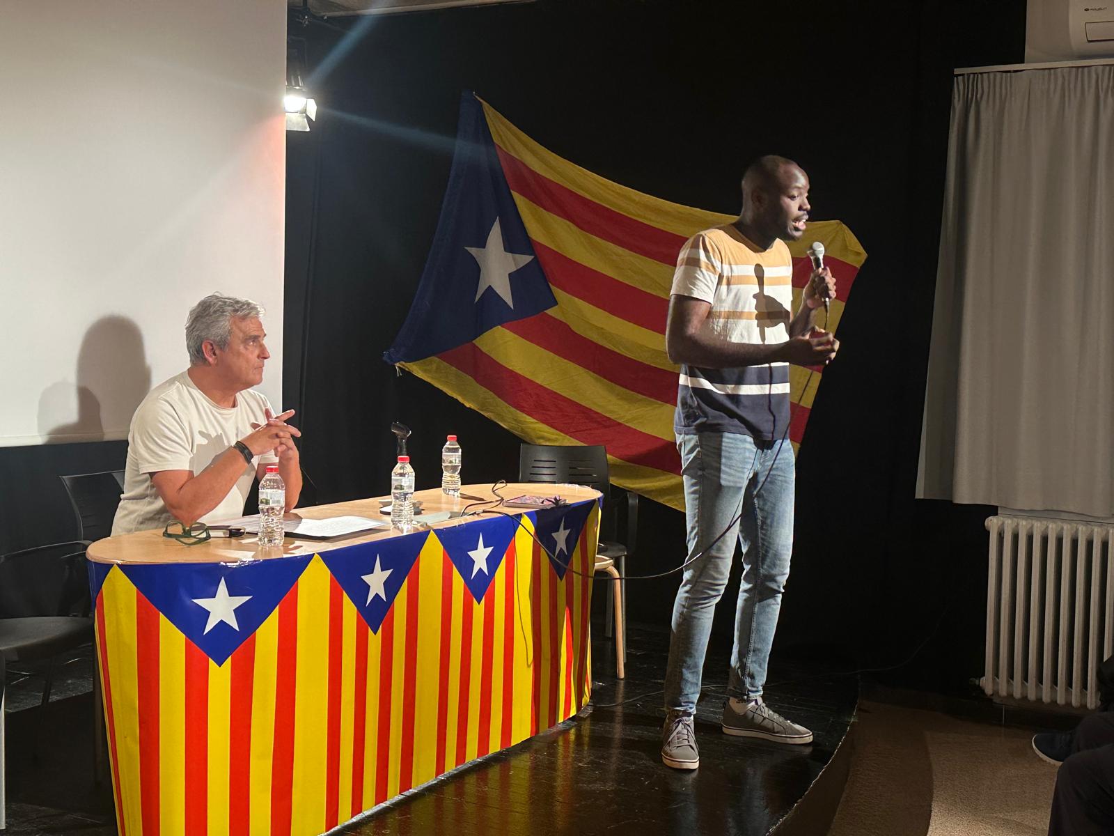 Dempeus per la Independència, el nou partit amb l’objectiu únic d’assolir l’Estat propi. FOTO: Lluna Fabregat