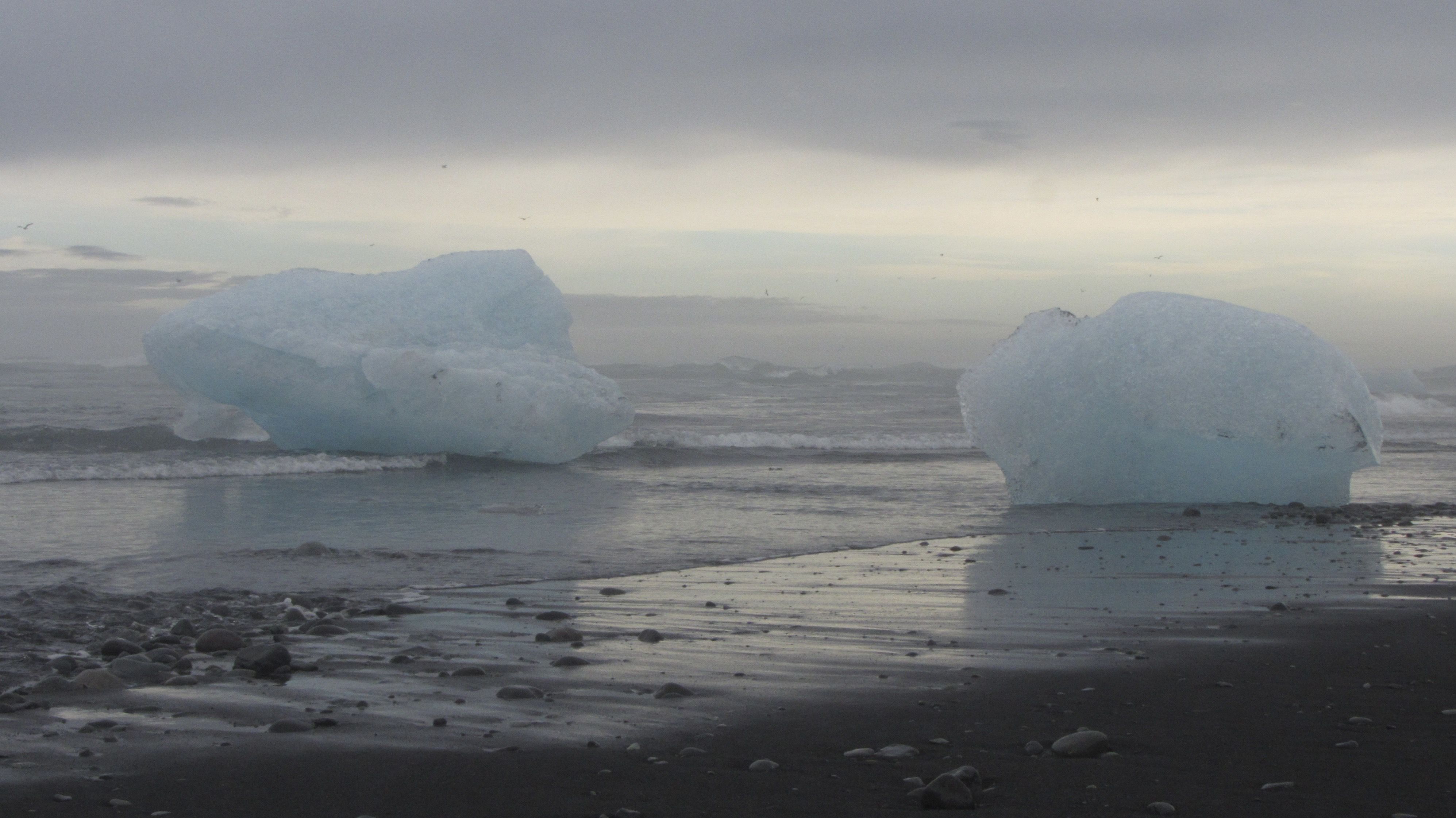 Eternitat congelada vora el mar - Diamond beach, Islàndia FOTO: Daniela Vaquero Dur 