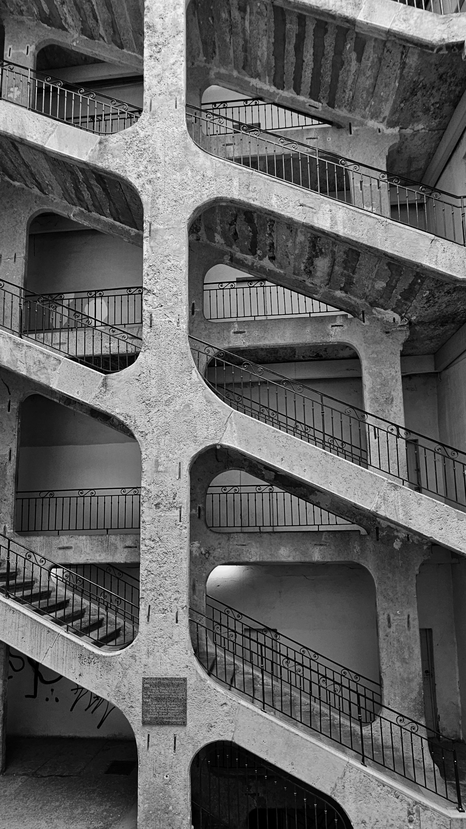 Geometria del silenci - La Croix Rousse, Lyon, França FOTO: Juan Manuel Rius Casals
