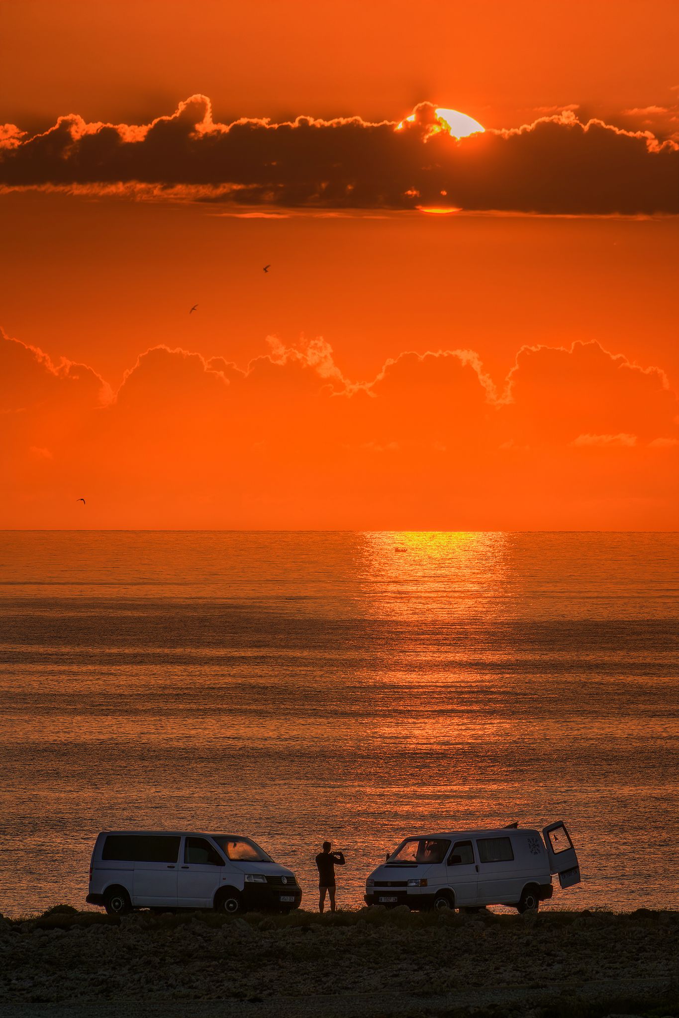 Gaudint de l'alba a Punta Grossa - Menorca FOTO: Jordi de Febrer de Olives