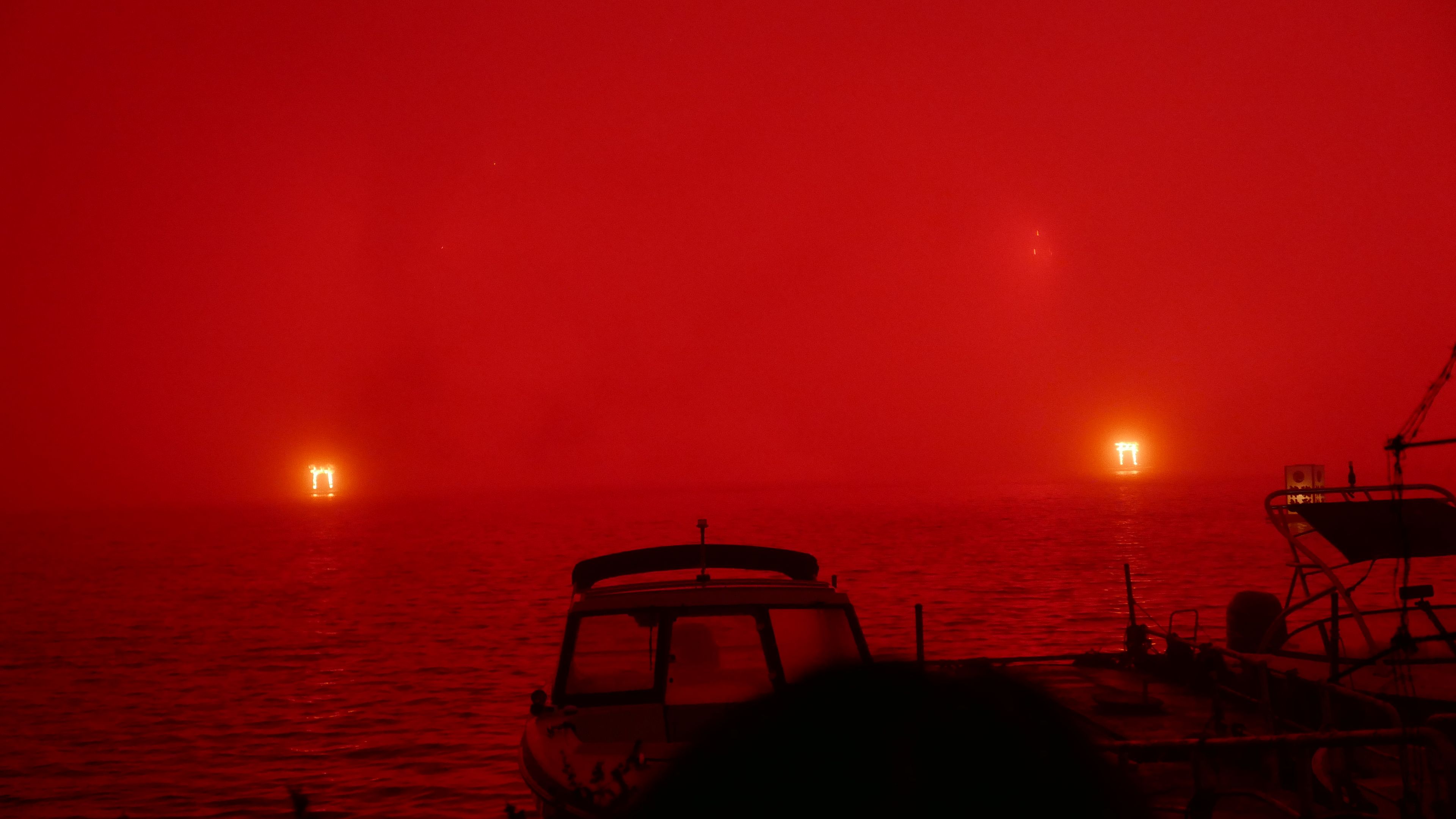 Focs d'artifici amb boira - Llac Ashi, Hakone, Japó FOTO: Jordi Codaá