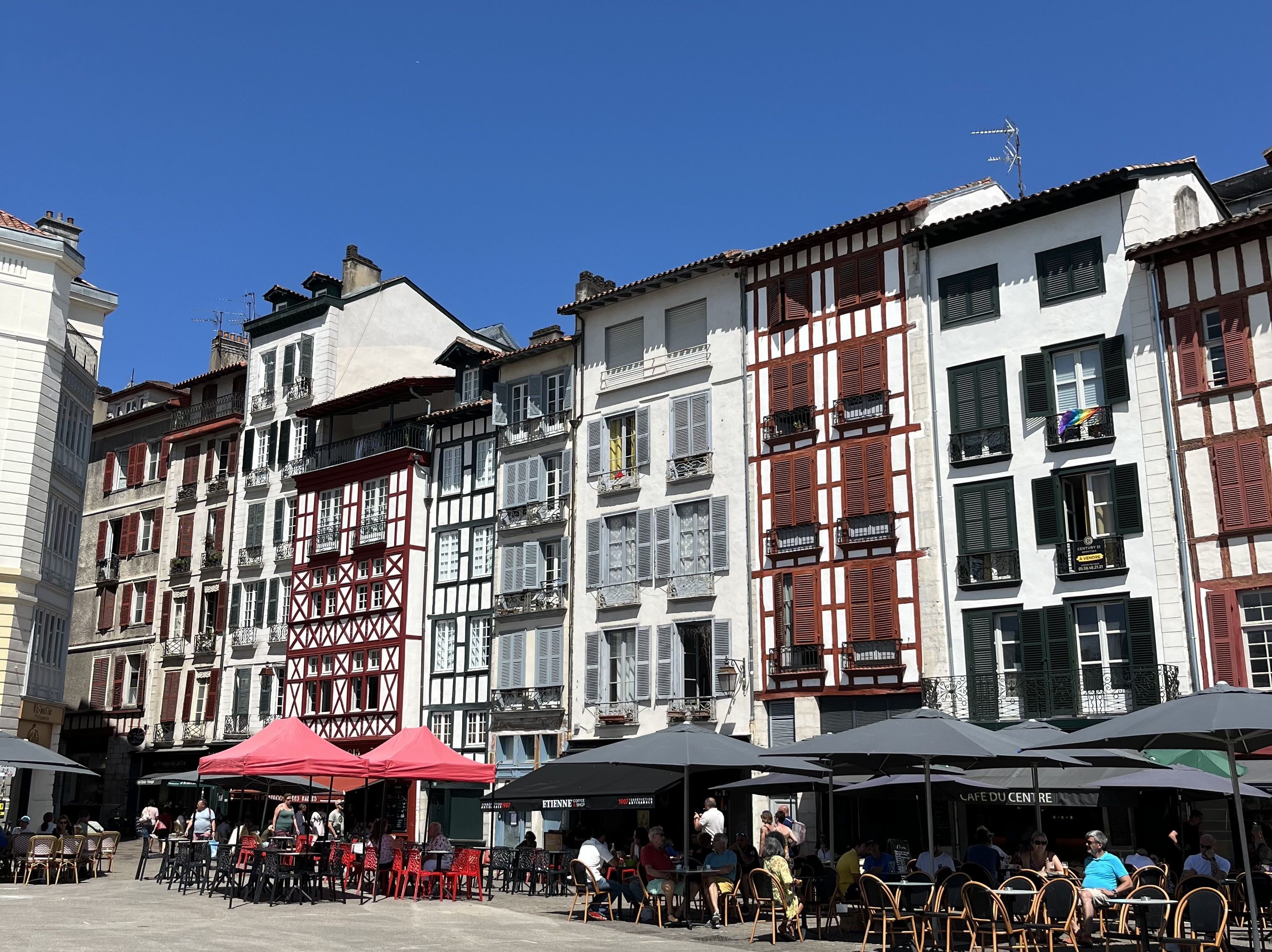 L’alegria dels carrers d’estiu - Bayona, Francia FOTO: Massiel Rojas Valle
