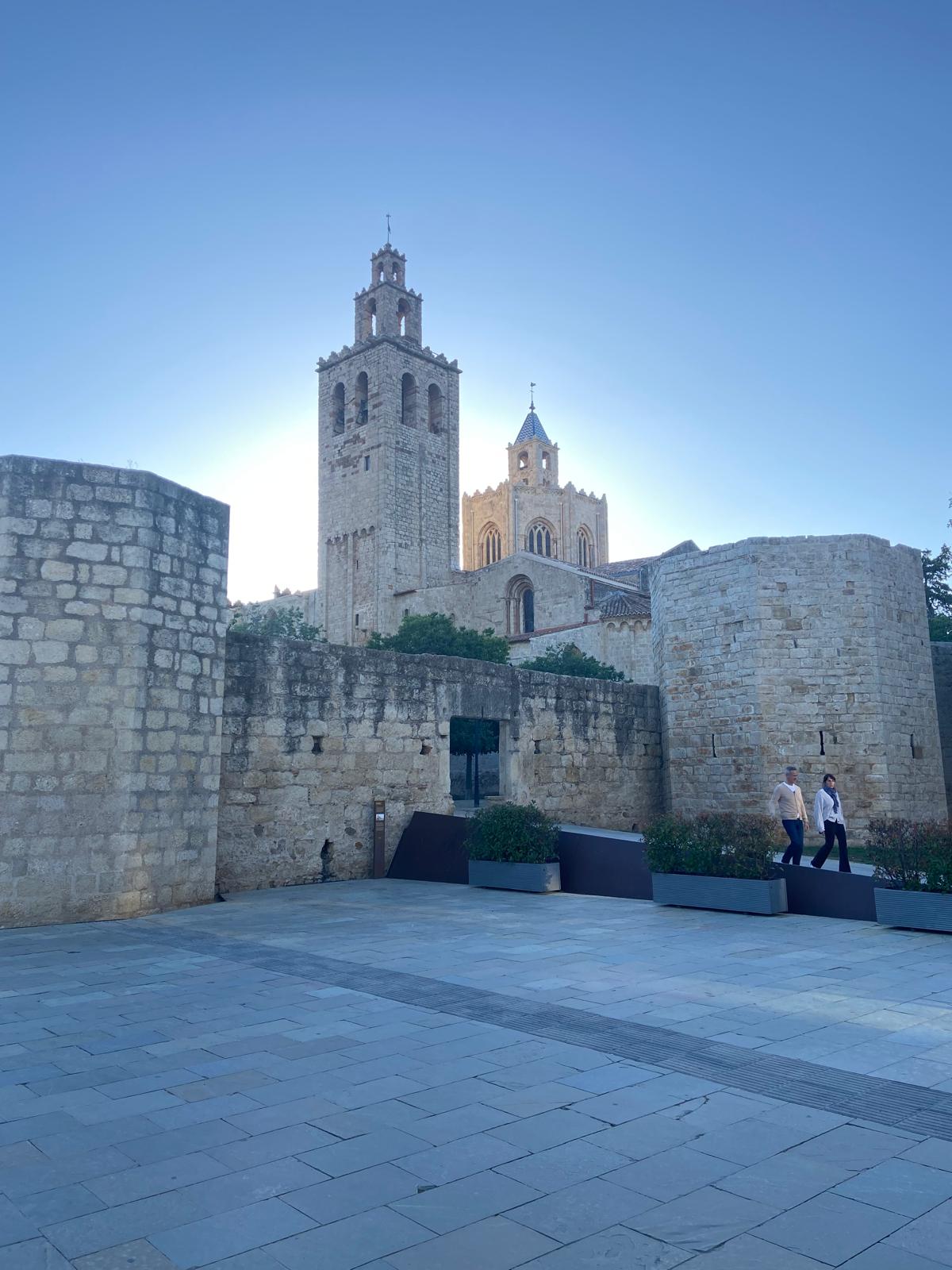 La llum - Plaça de l'Om, Sant Cugat del Vallès FOTO: Kseniia Marina