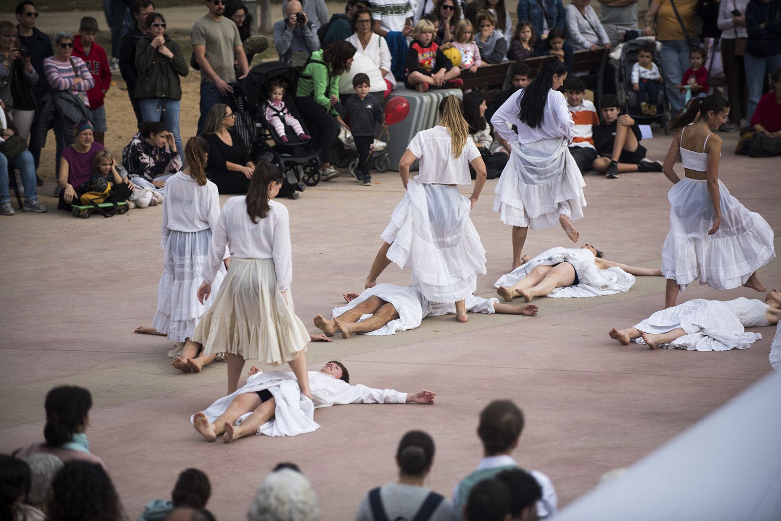 Ballada de Festa de Tardor de l'Esbart. FOTO: Bernat Millet.