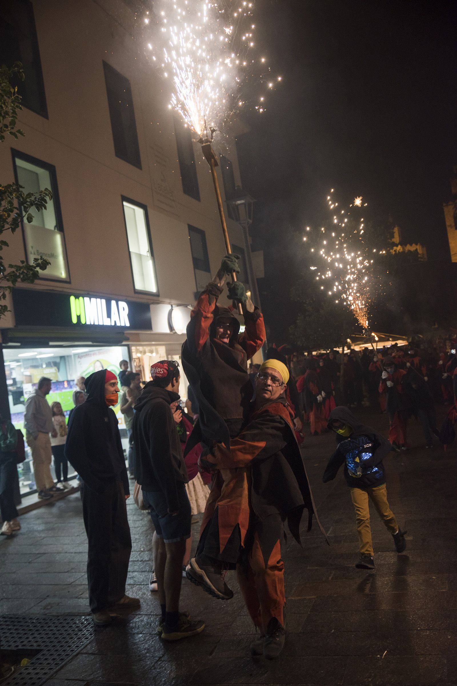 Correfoc infantil. FOTO: Bernat Millet.