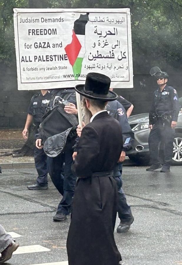 Parem la barbàrie - Manhattan, N.Y. FOTO: Violeta Albareda Fernández