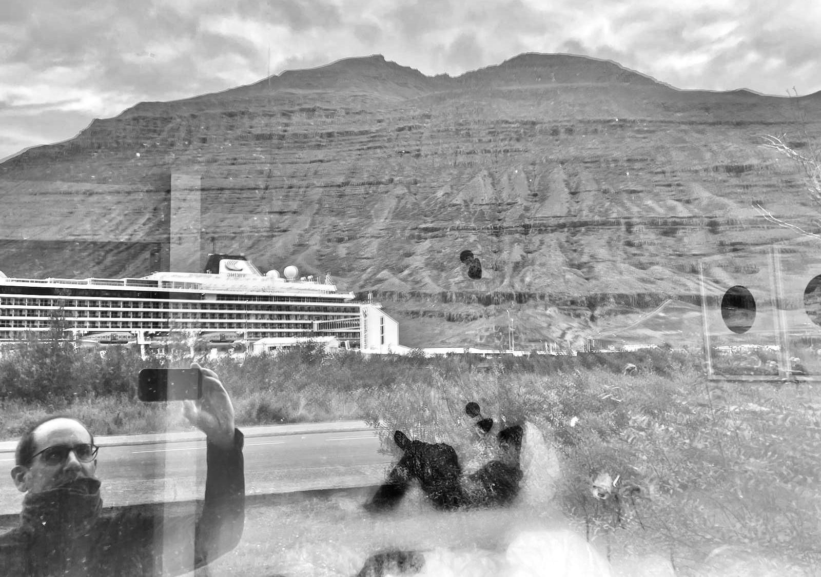 Reflexes - Seydisfjördur, Islàndia FOTO: Jordi Rovira