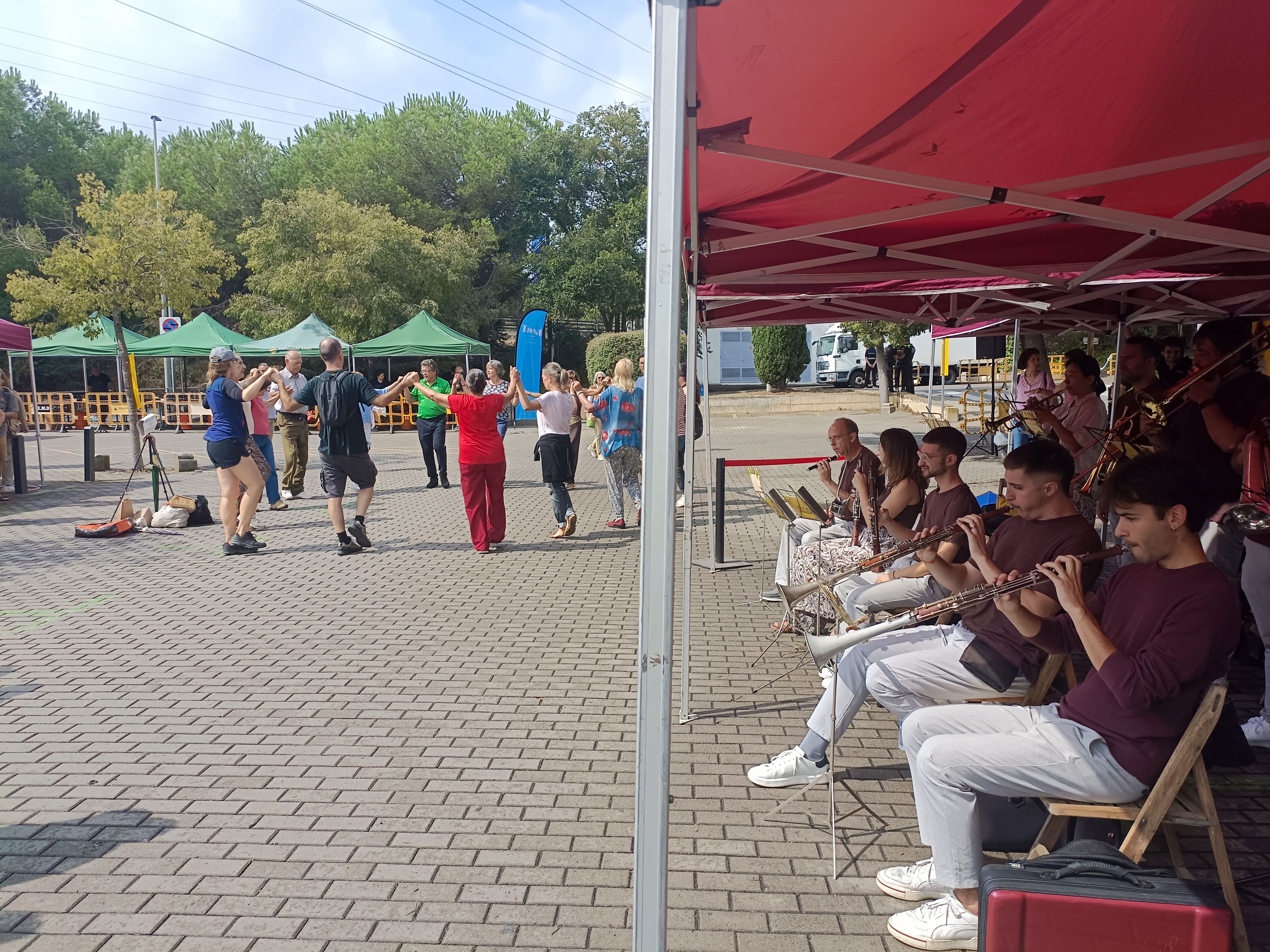 Sardana - Valldoreix FOTO: Edite Maria Reis Oliveira 