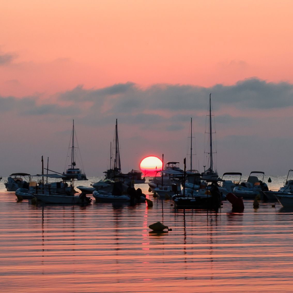 Sortida de Sol des d'Es Grau - Es Grau, Menorca FOTO: Carlos Rodriguez Hernandez 