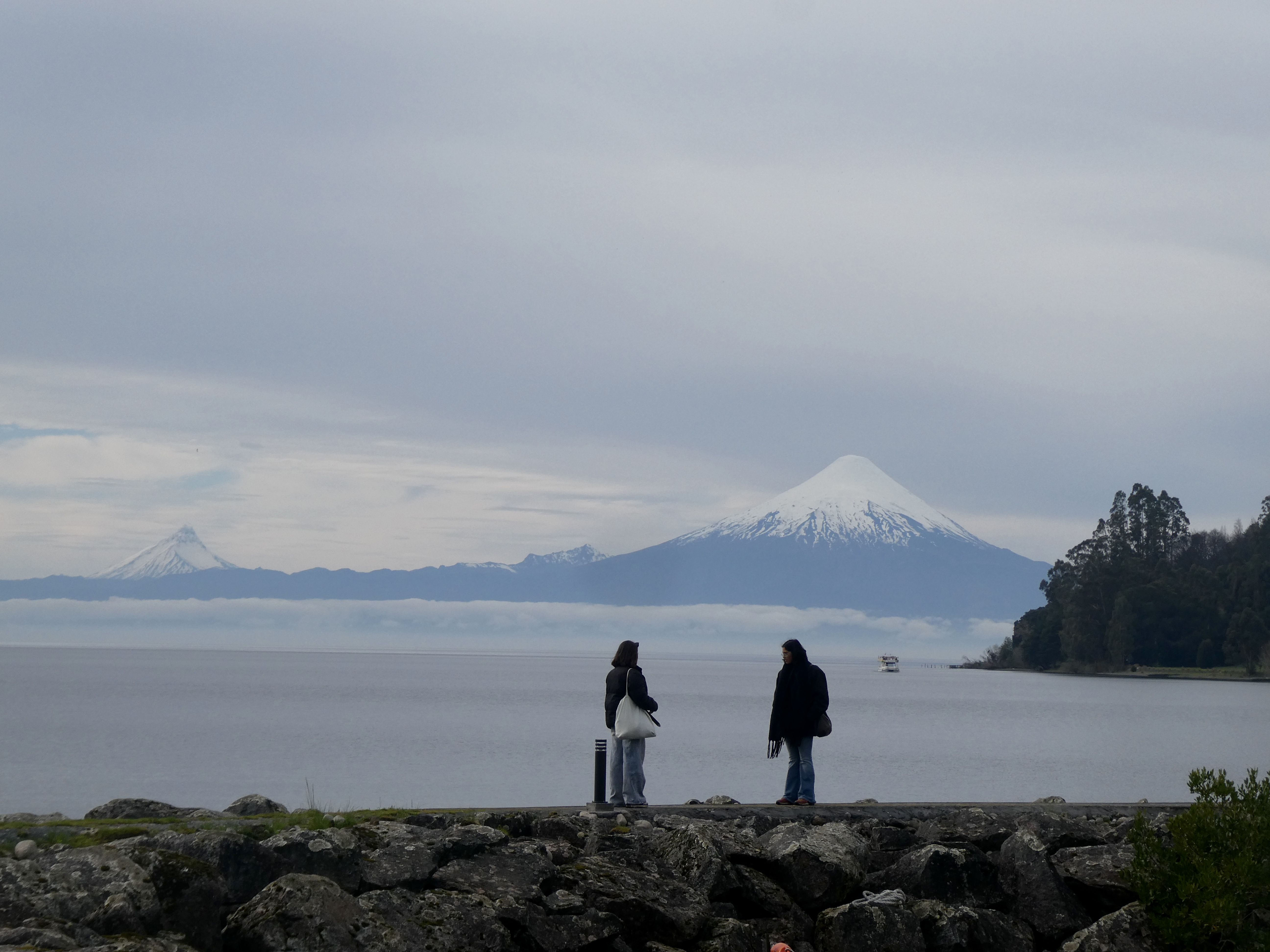 Volcans per tot arreu - Frutillar, Xile FOTO: Júlia Garrell Gomez