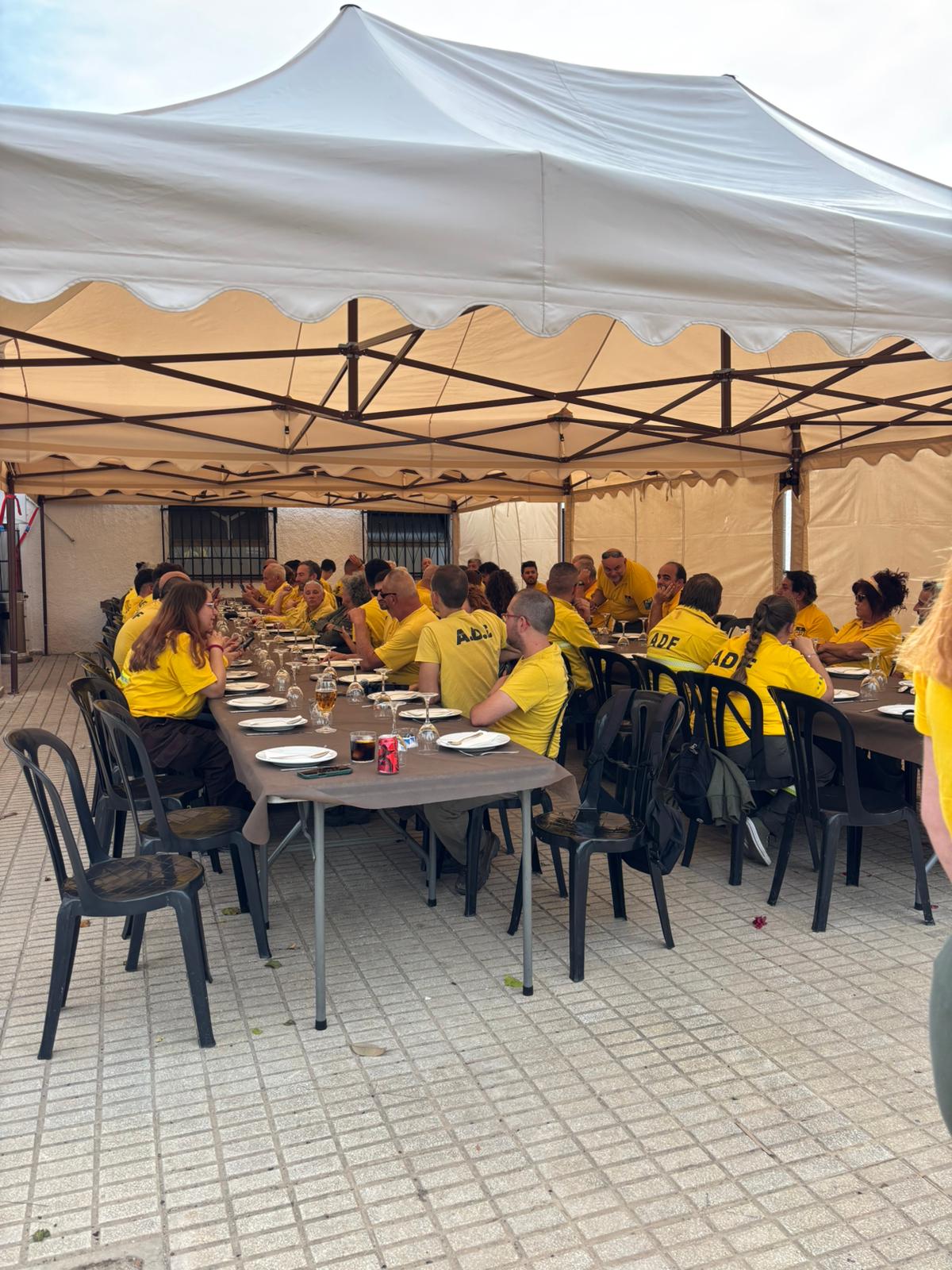 7 voluntaris d'ADF Sant Cugat han participat en un homenatge a Picanya amb diferents ADF d'arreu, en el primer any del temporal DANA. FOTO: ADF