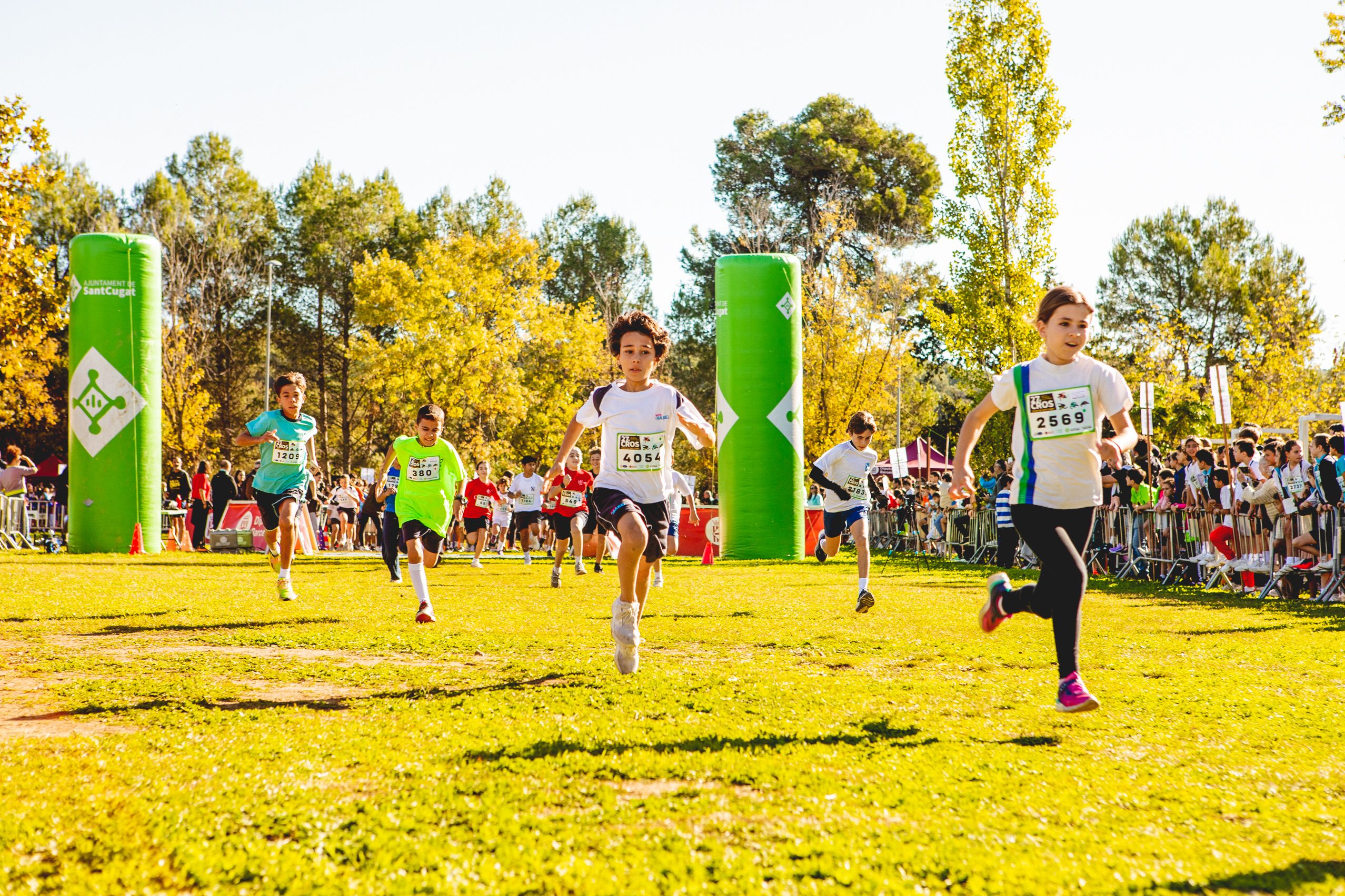 Sant Cugat celebra el 27è Cros Ciutat de Sant Cugat amb uns 4.000 participants FOTO: Joana Arribas (TOT Sant Cugat)