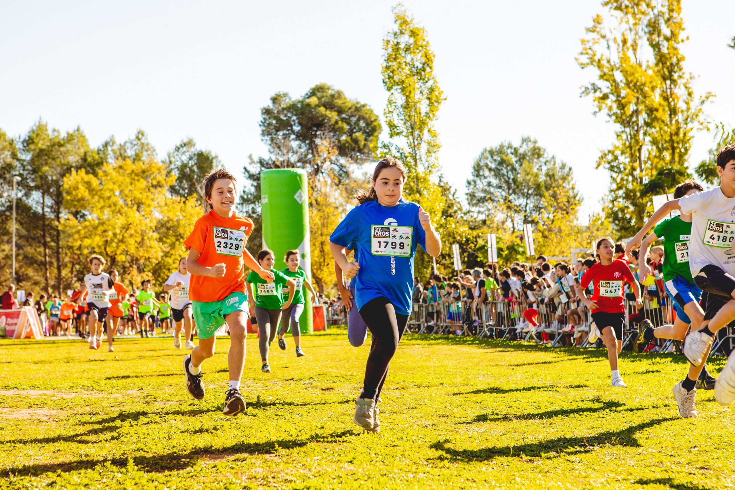 Sant Cugat celebra el 27è Cros Ciutat de Sant Cugat amb uns 4.000 participants FOTO: Joana Arribas (TOT Sant Cugat)