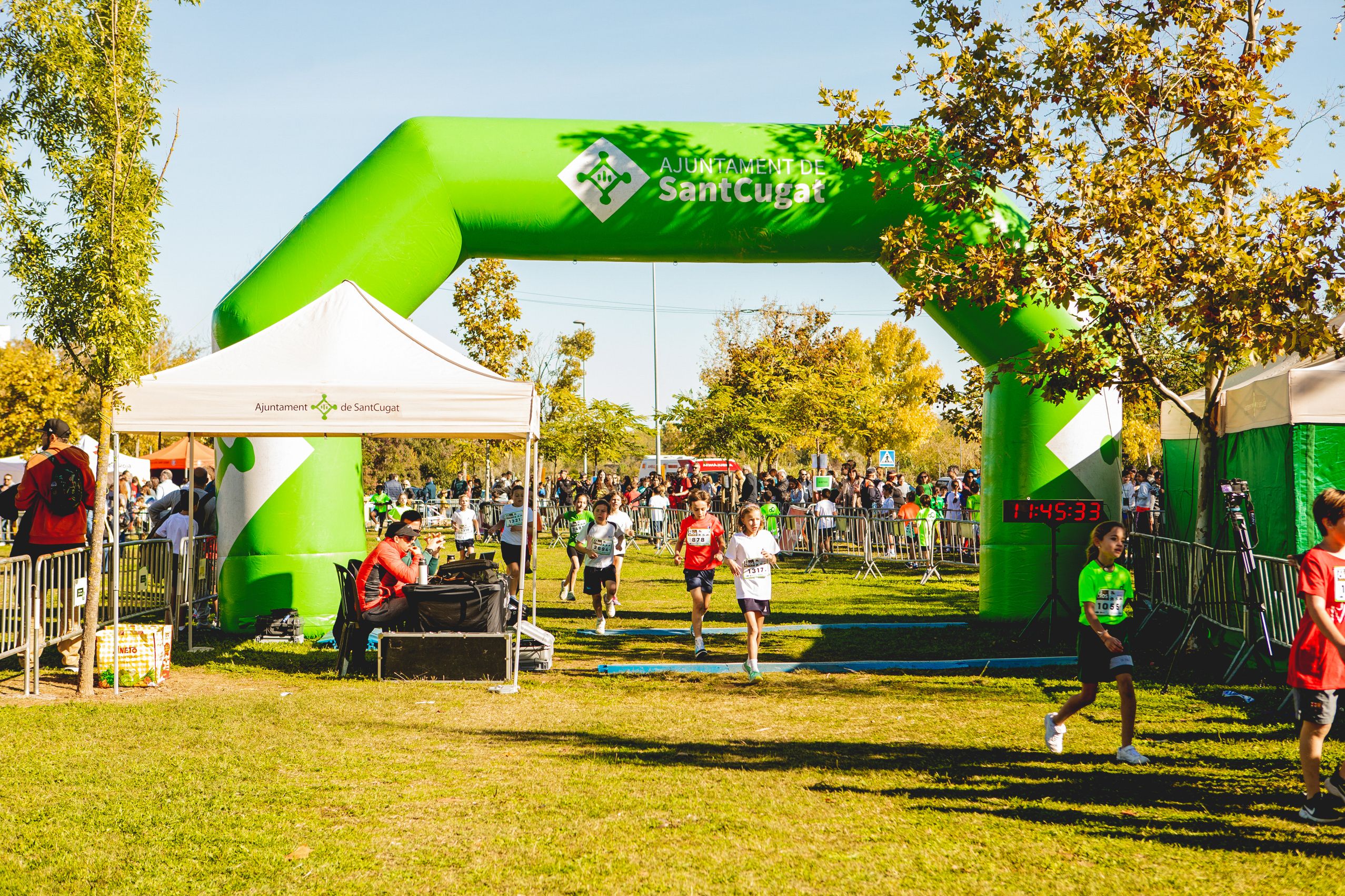 Sant Cugat celebra el 27è Cros Ciutat de Sant Cugat amb uns 4.000 participants FOTO: Joana Arribas (TOT Sant Cugat)