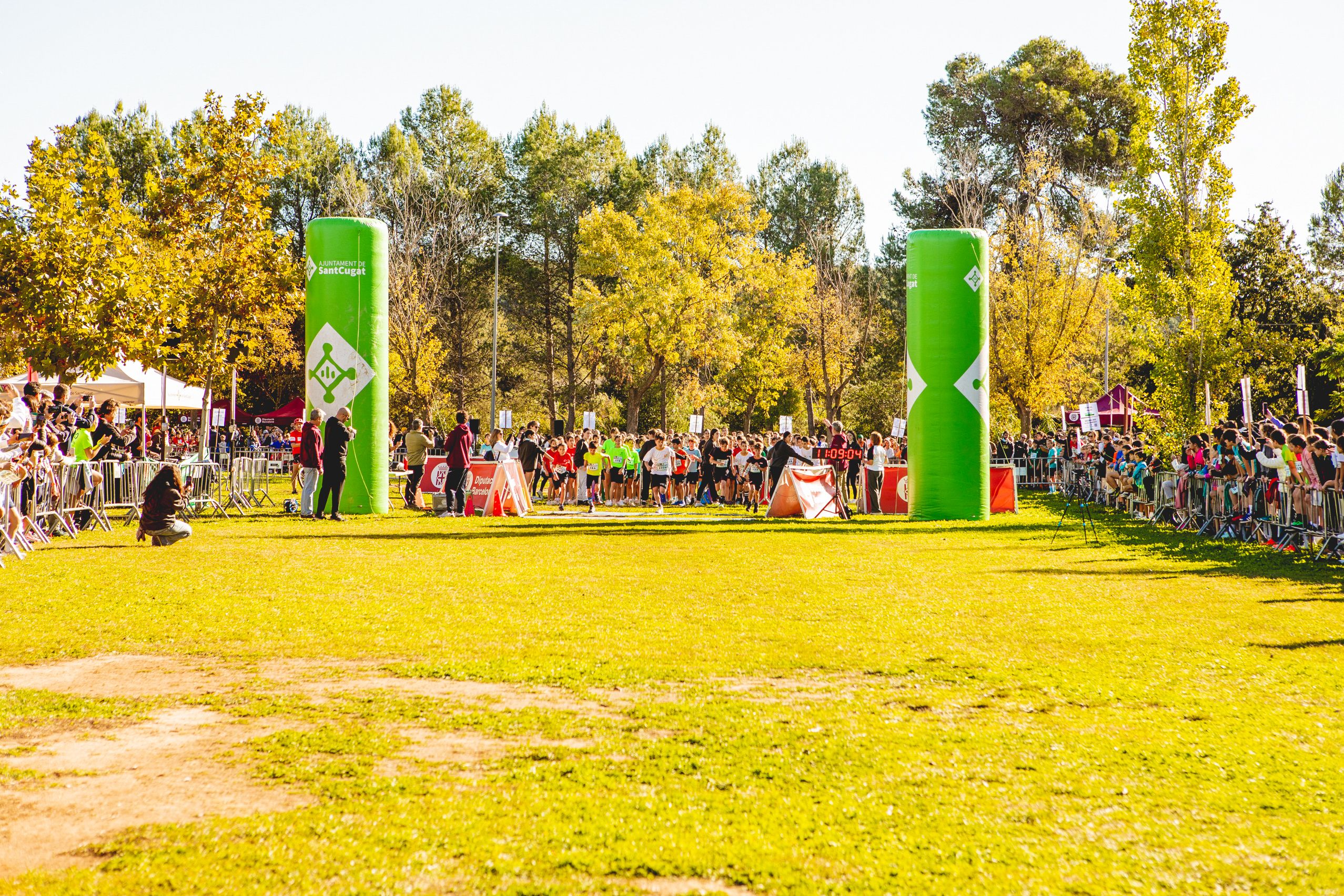 Sant Cugat celebra el 27è Cros Ciutat de Sant Cugat amb uns 4.000 participants FOTO: Joana Arribas (TOT Sant Cugat)