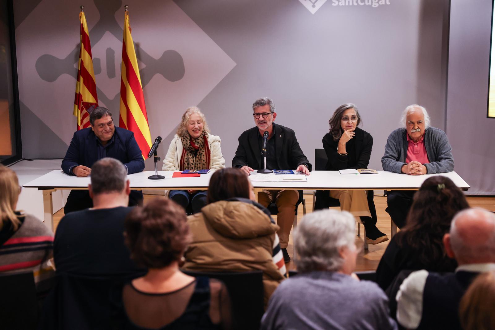 Presentació del llibre 'Un barri, un temps, una mirada'. FOTO: Ajuntament