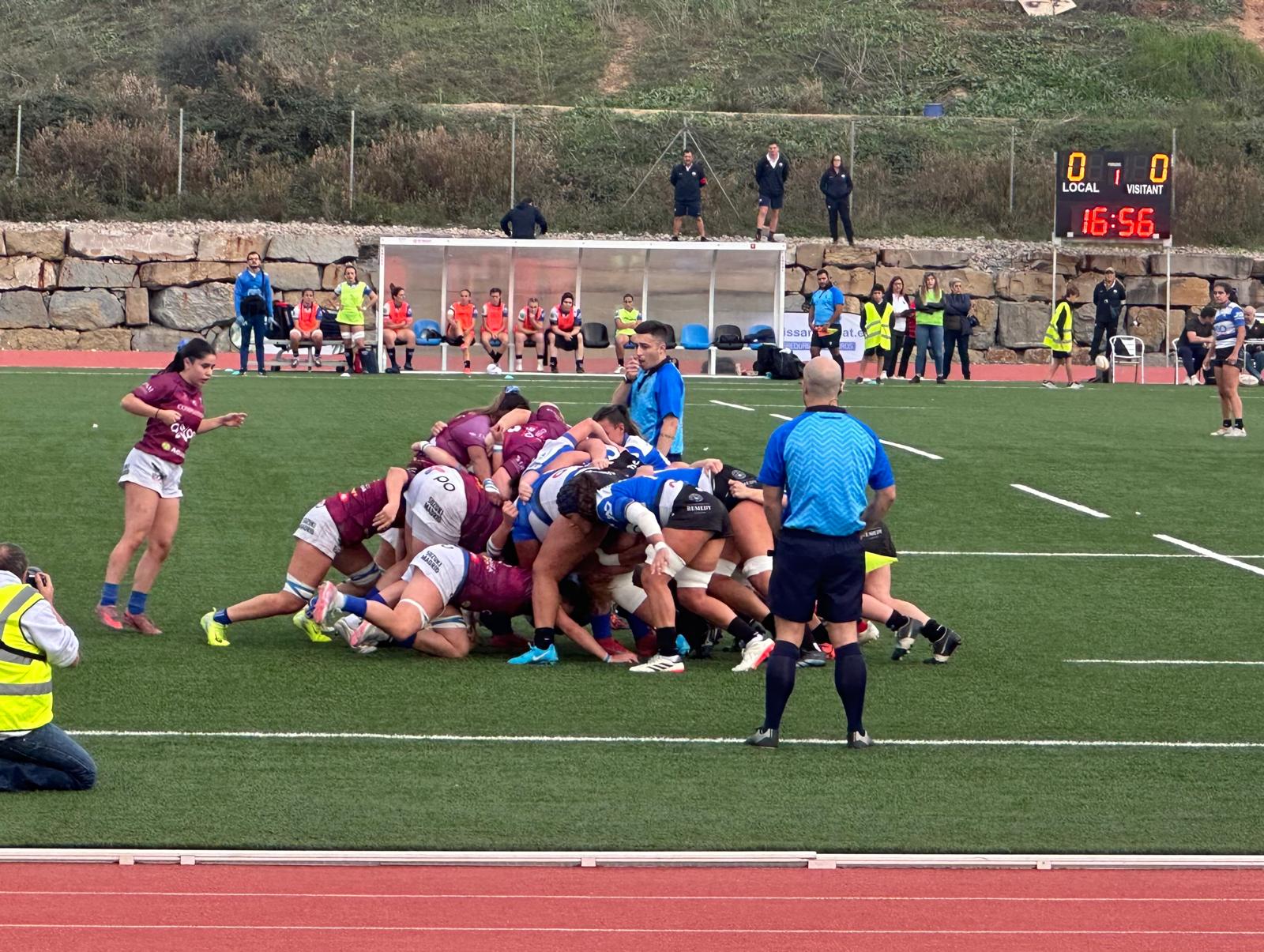 El Club de Rugby Sant Cugat cau davant el Complutense Cisneros. FOTO: Lluna Fabregat