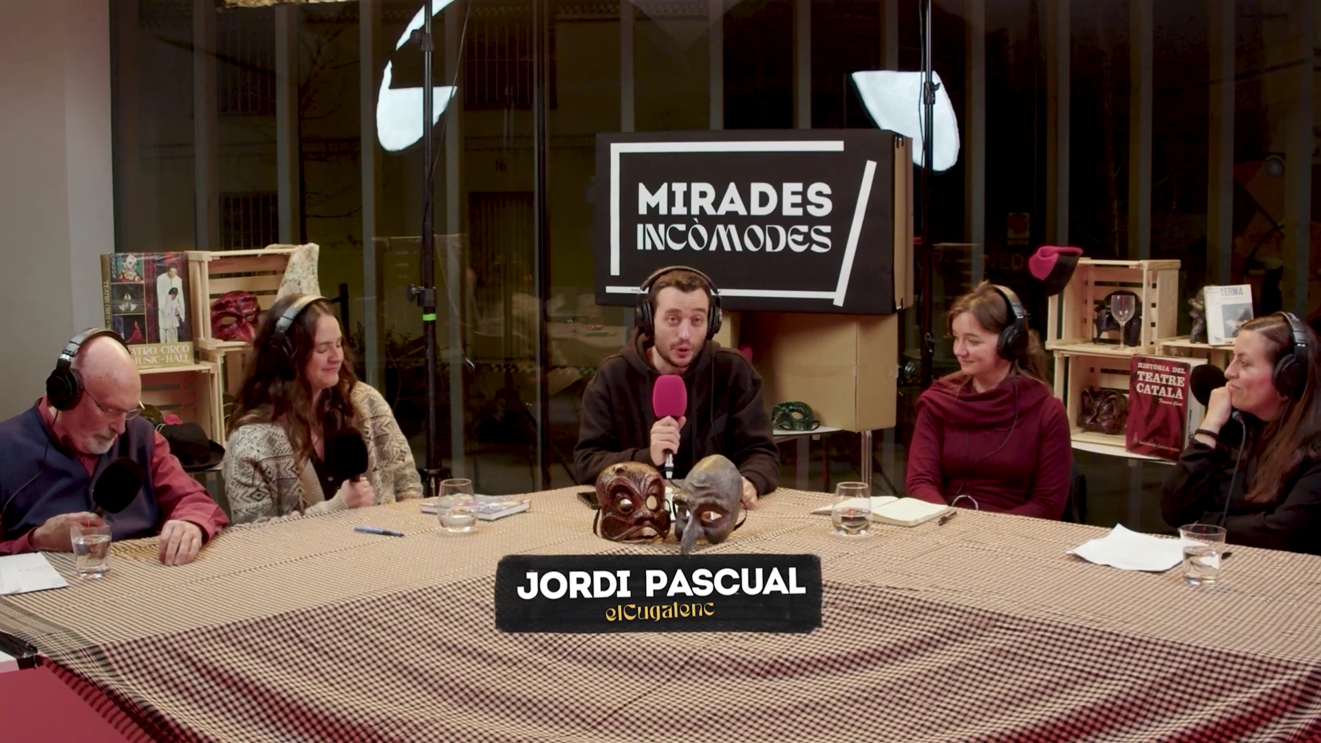 Mirades que ens incomoden. FOTO: La Unió Santcugatenca