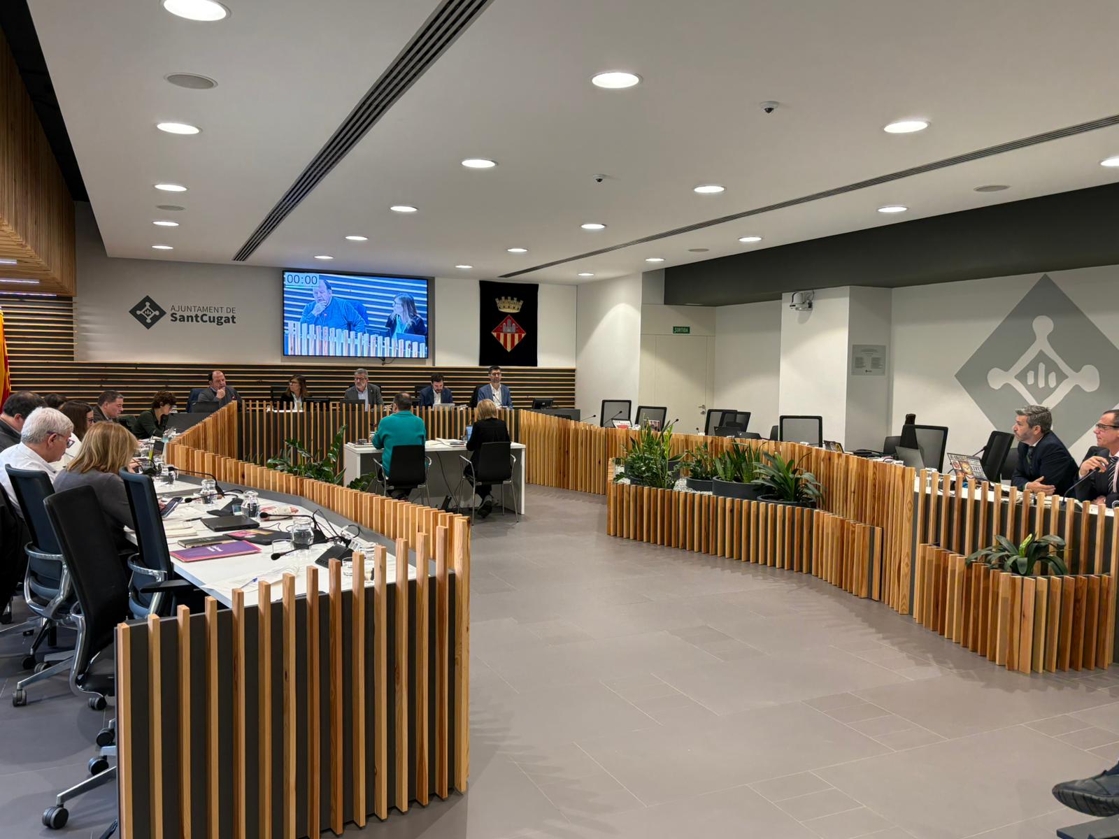 El ple municipal del mes de novembre sense els membres de l'oposició menys Vox. FOTO: TOT Sant Cugat